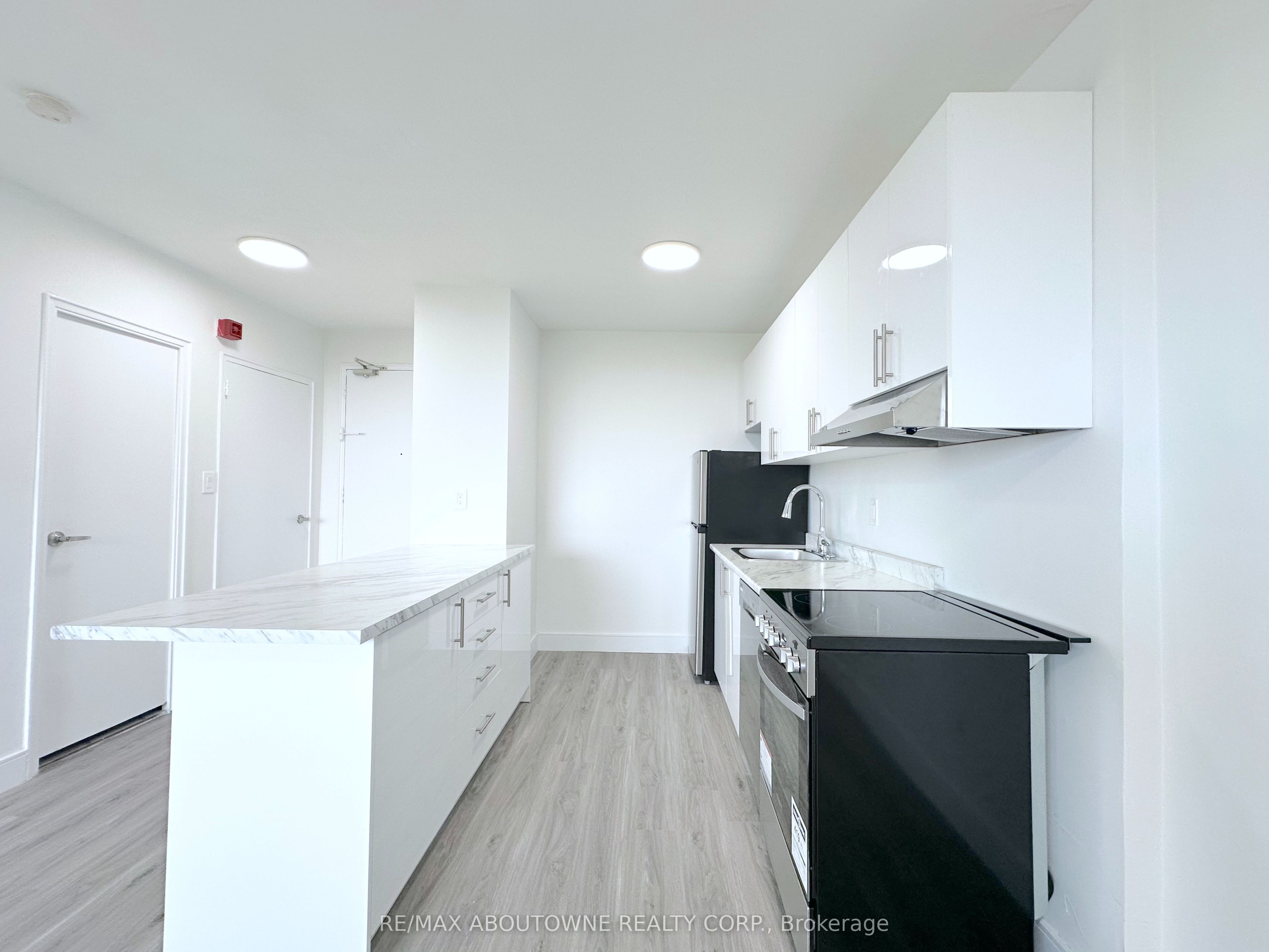 79 Jameson Avenue 303, Toronto, ON M6K 2V3 photo 2