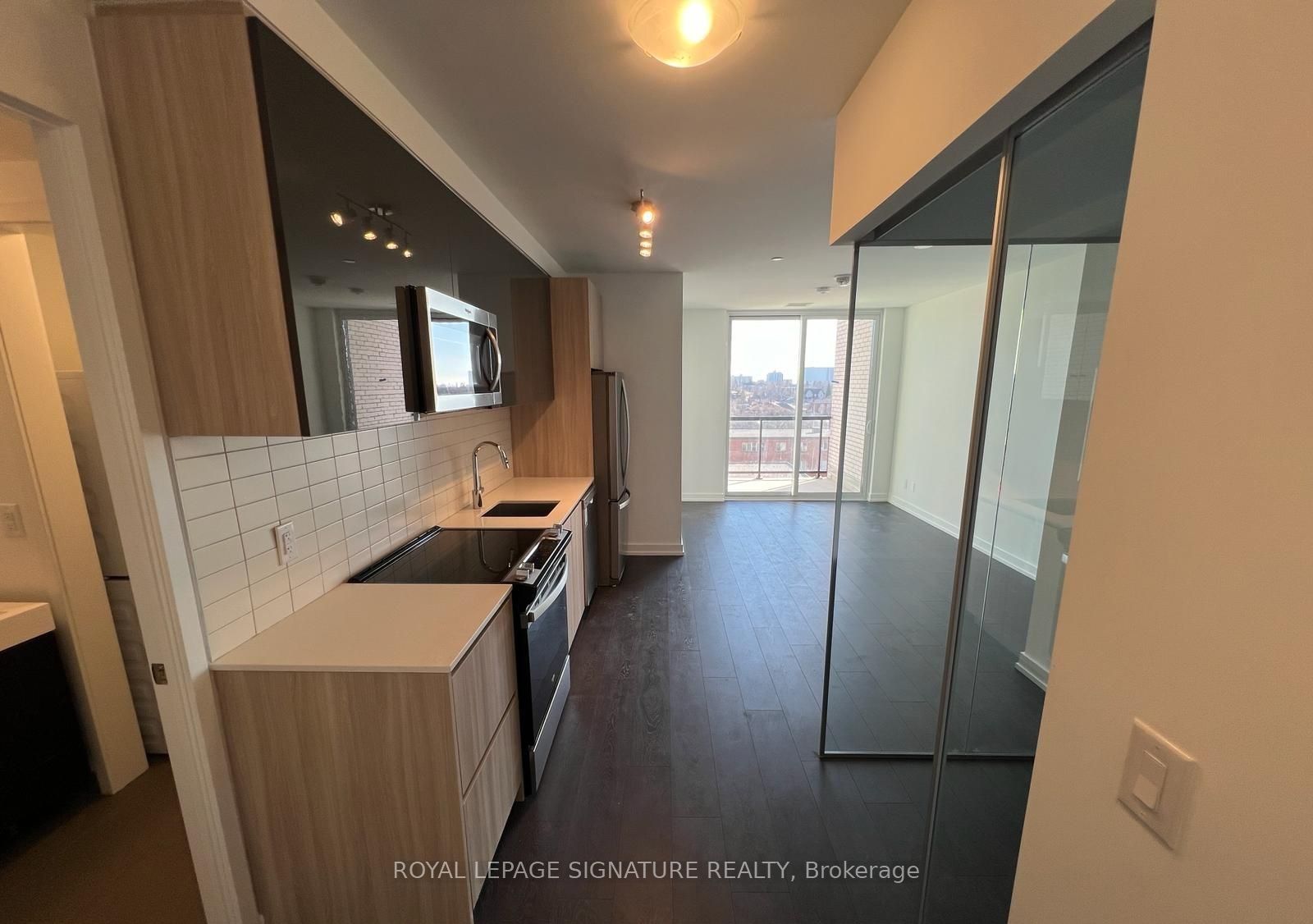 3100 Keele Street 629, Toronto, ON M3M 0E1 photo 3