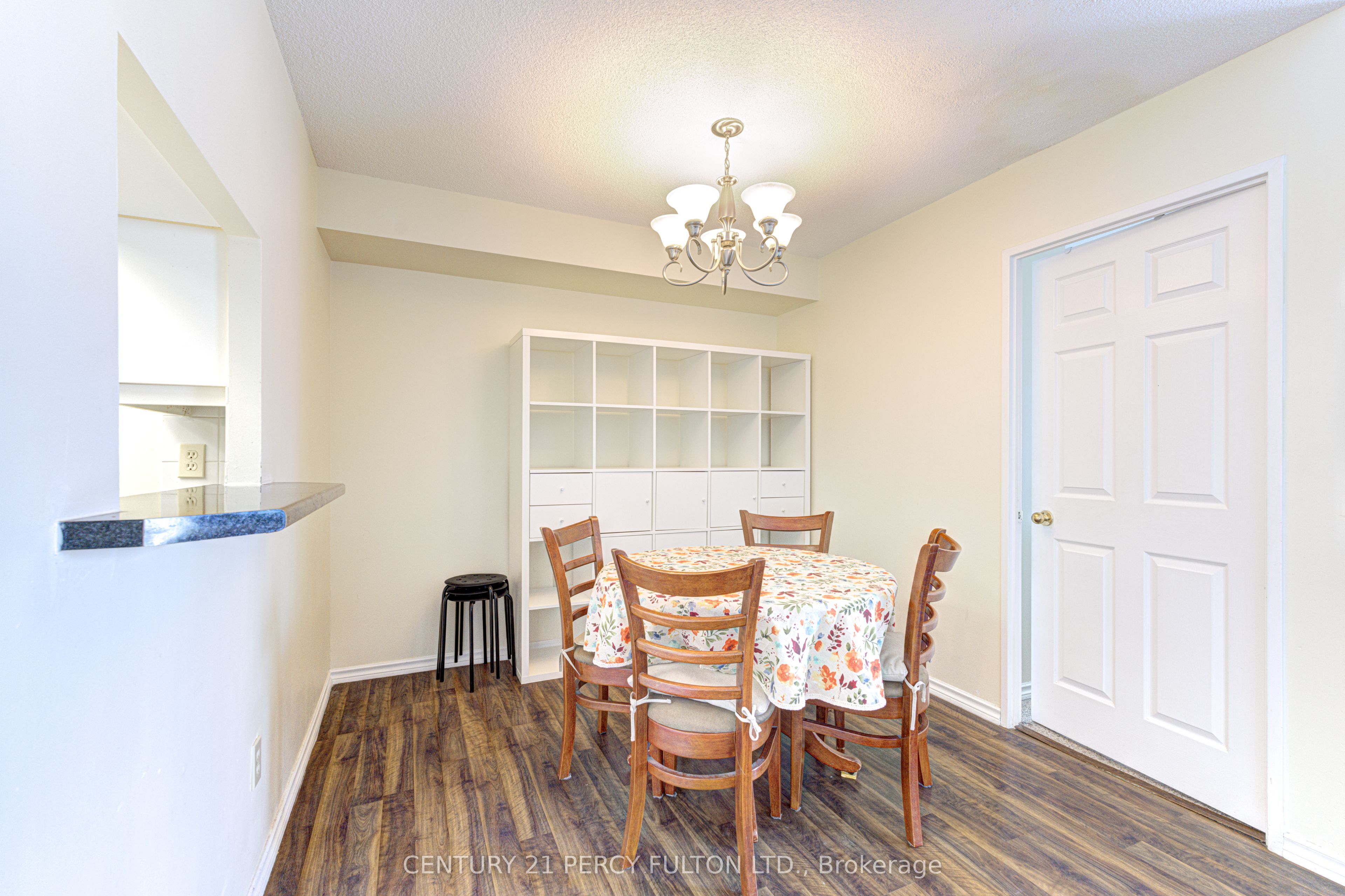 285 Enfield Place 2006, Mississauga, ON L5B 3Y6 photo 3