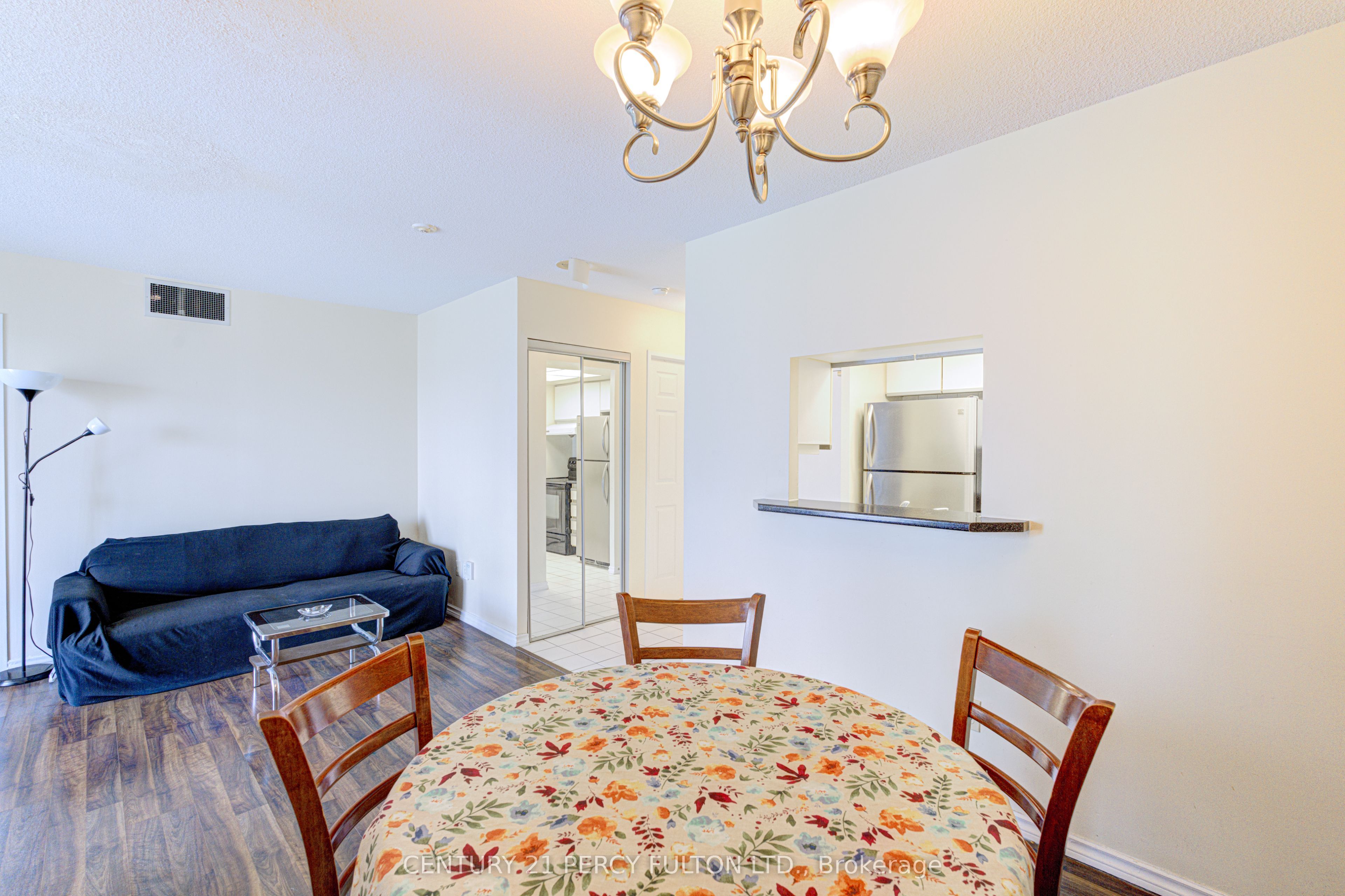285 Enfield Place 2006, Mississauga, ON L5B 3Y6 photo 5