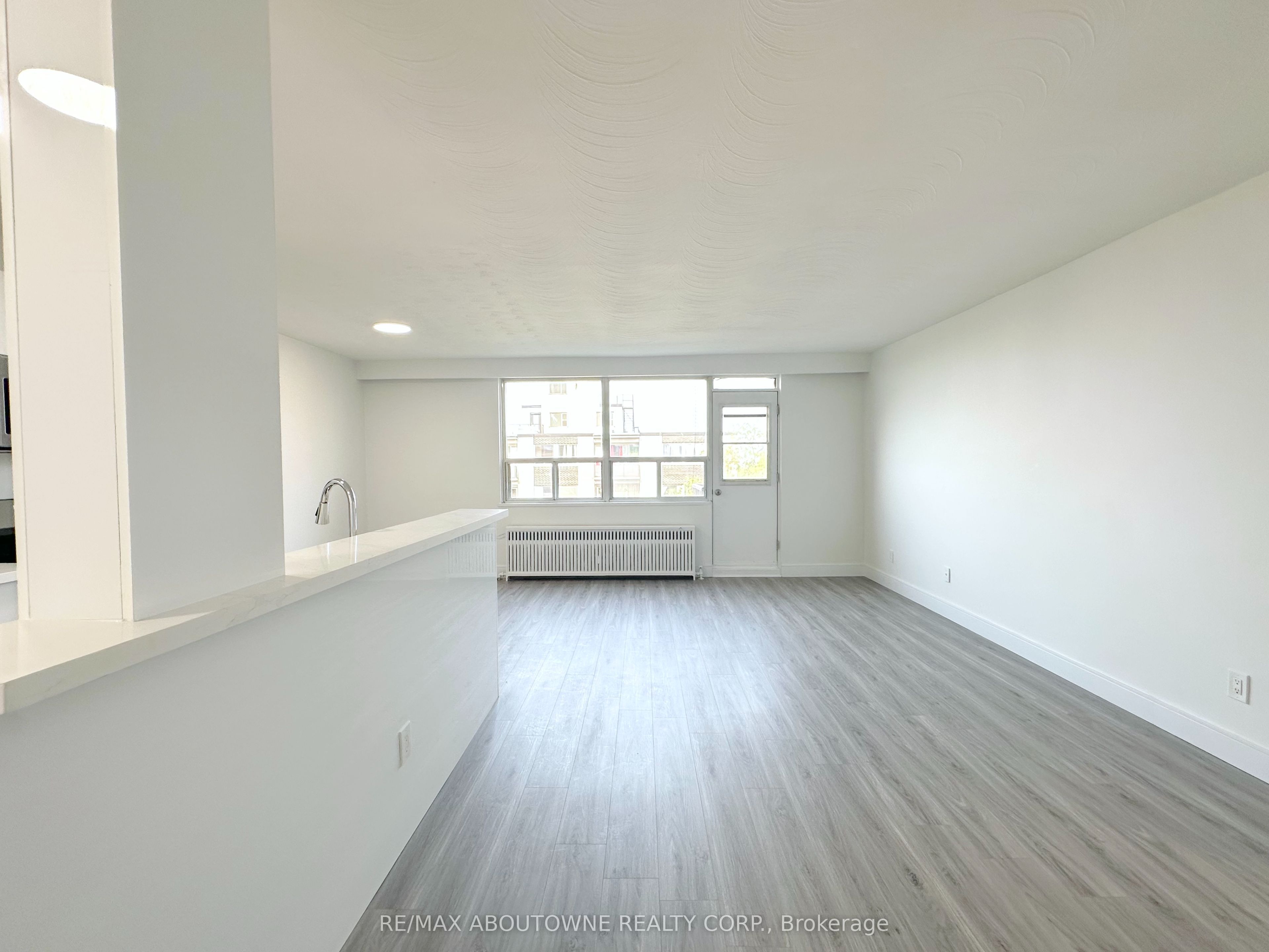 79 Jameson Avenue 716, Toronto, ON M6K 2V3 photo 3