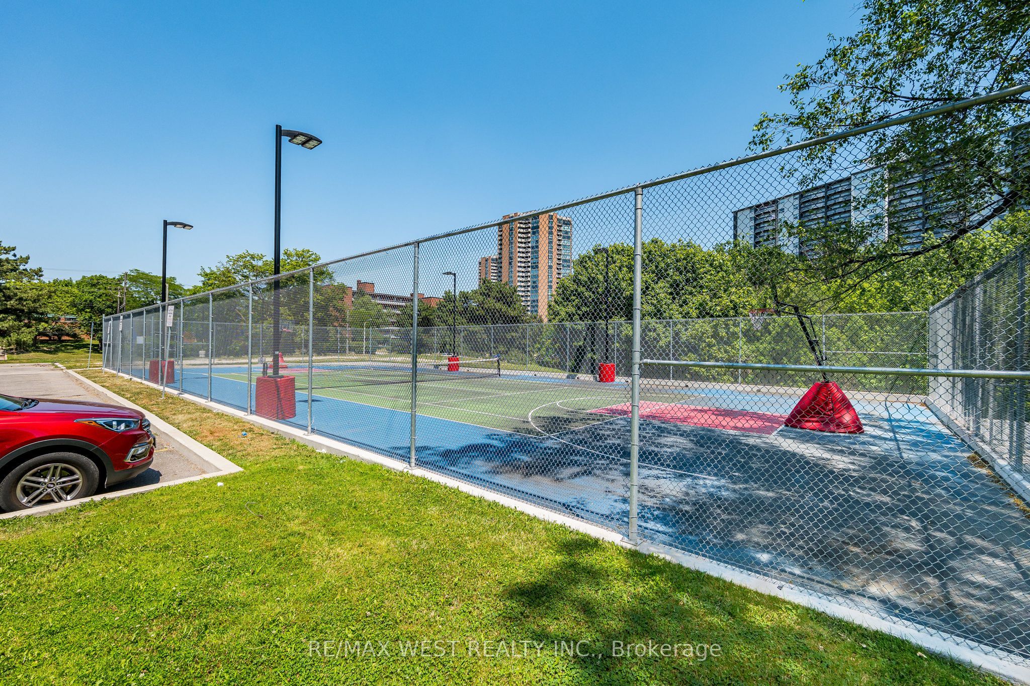 11 Wincott Drive 1104, Toronto, ON M9R 2R9 photo 2