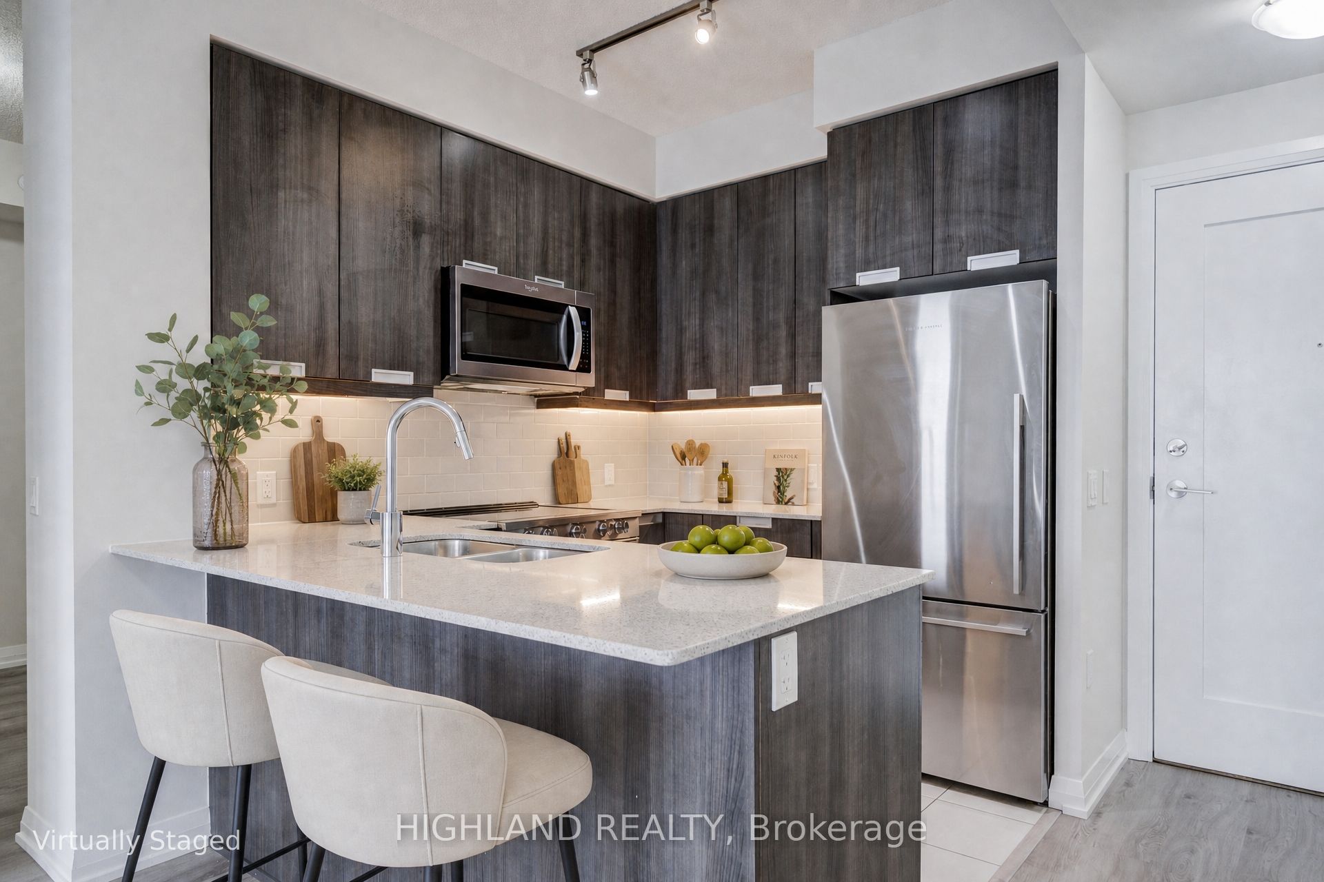 35 Watergarden Drive 2716, Mississauga, ON L5R 0G8 photo 5