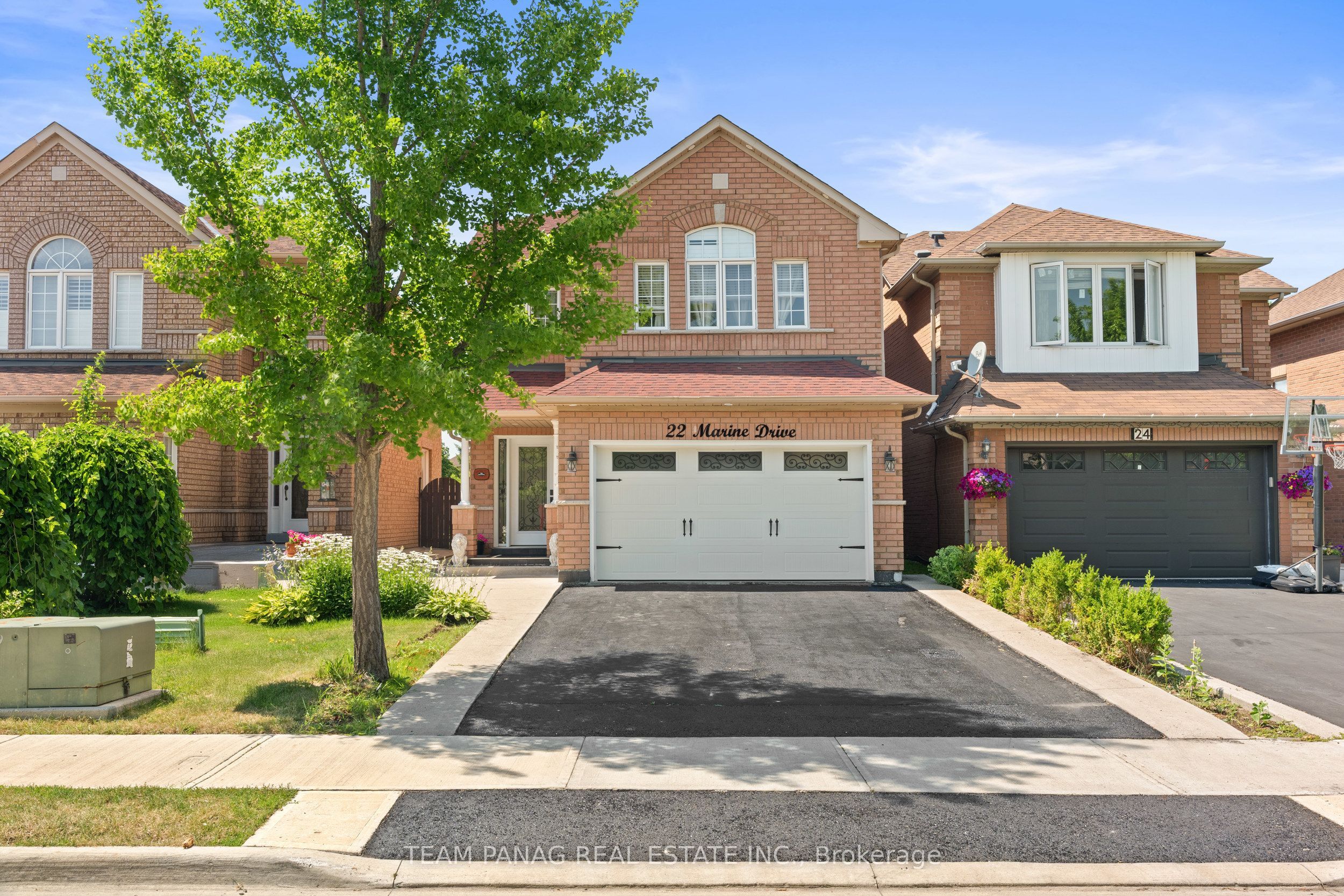 22 Marine Drive, Brampton, ON L6R 2H6 photo 2