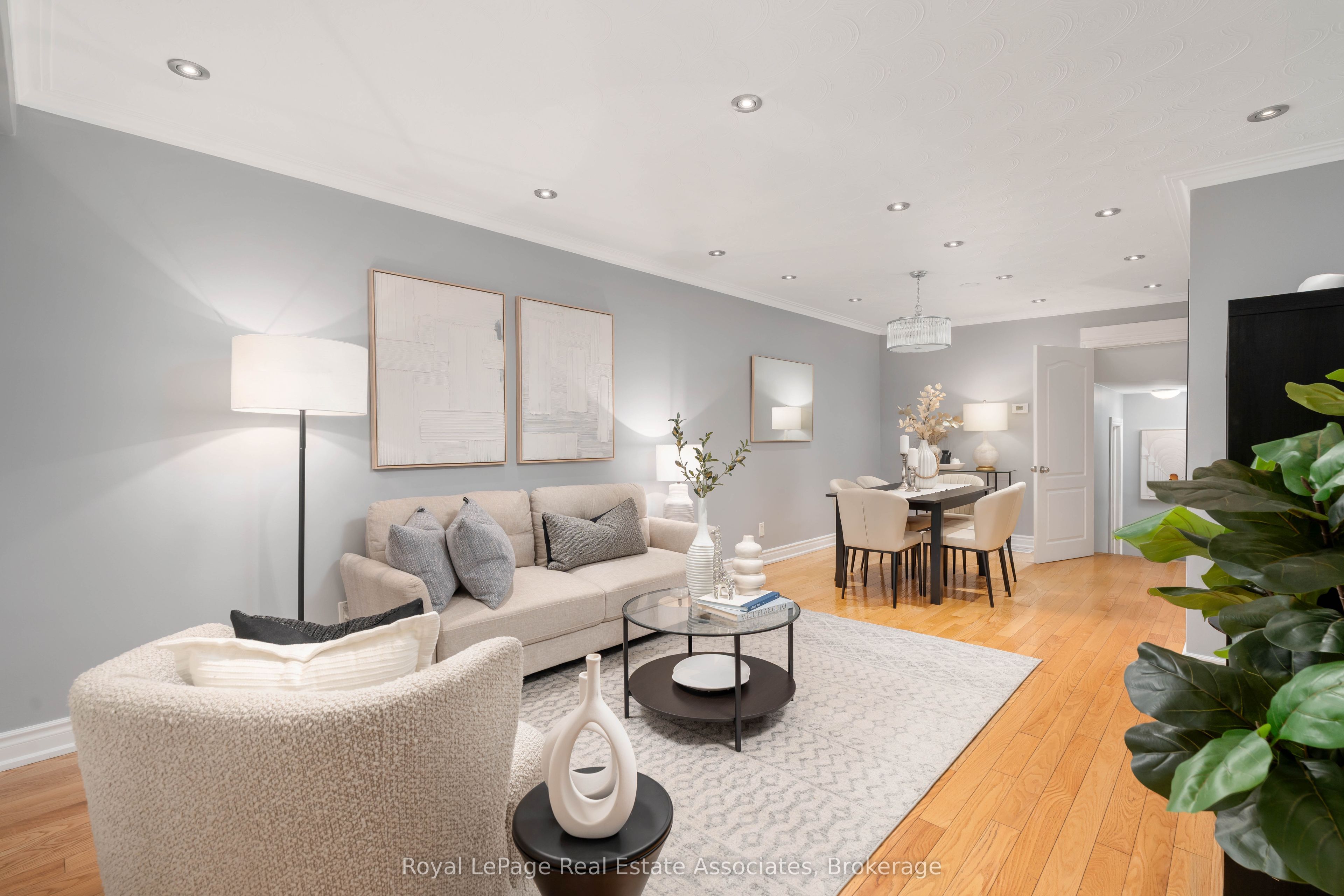 12 Anchor Drive, Toronto, ON M3L 2A6 photo 5