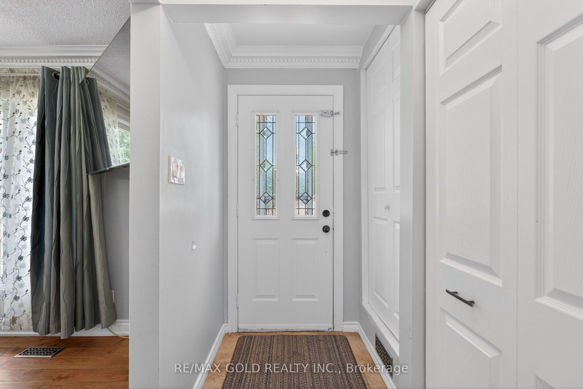 36 Belmont Drive, Brampton, ON L6T 2K3 photo 4