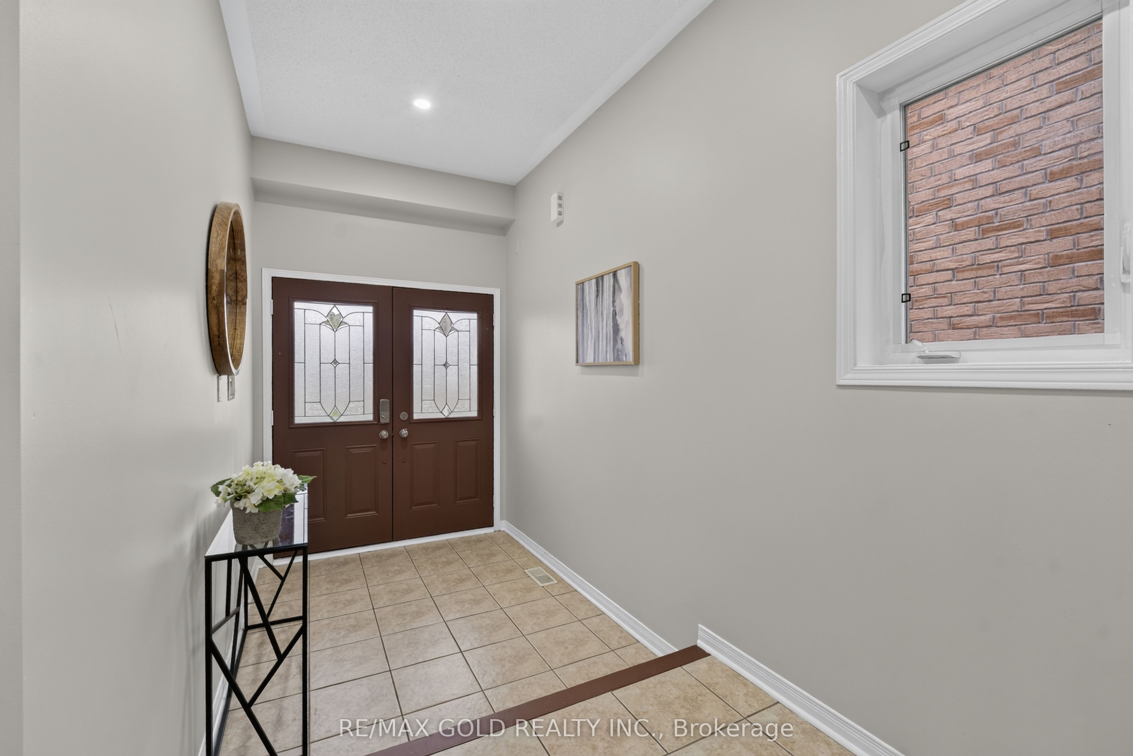 106 Meadowlark Dr, Drive, Halton Hills, ON L7G 6N6 photo 2