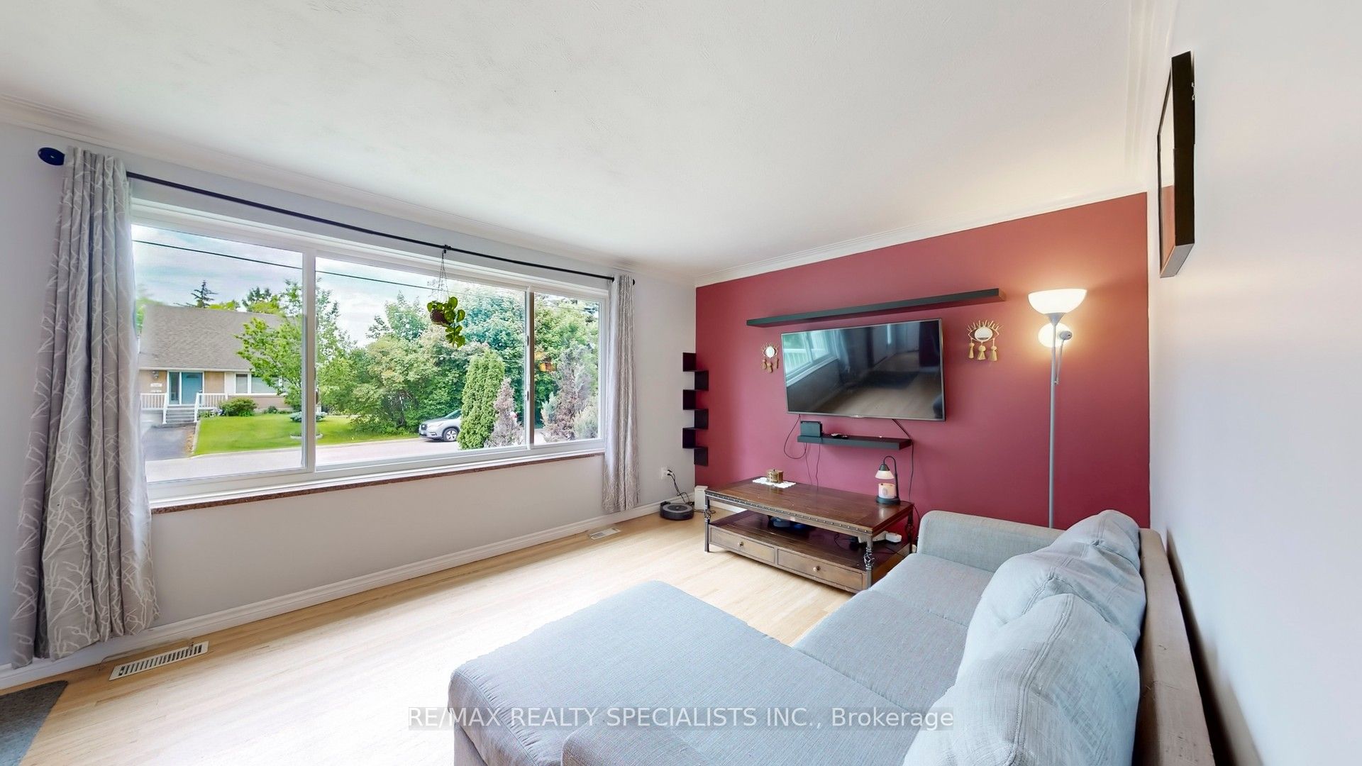 3392 Sonja Road, Mississauga, ON L4T 1R1 photo 3