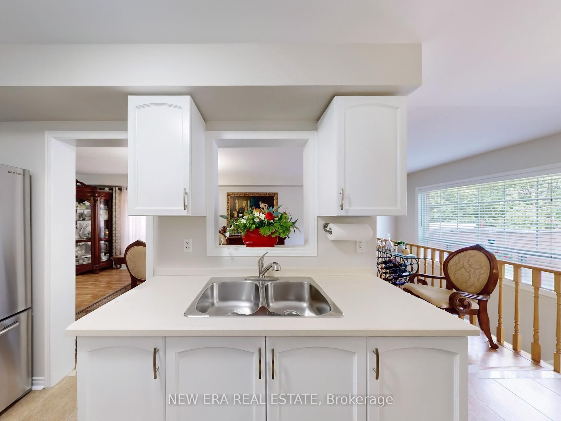 7360 Zinnia Place 16, Mississauga, ON L5W 2A1 photo 5