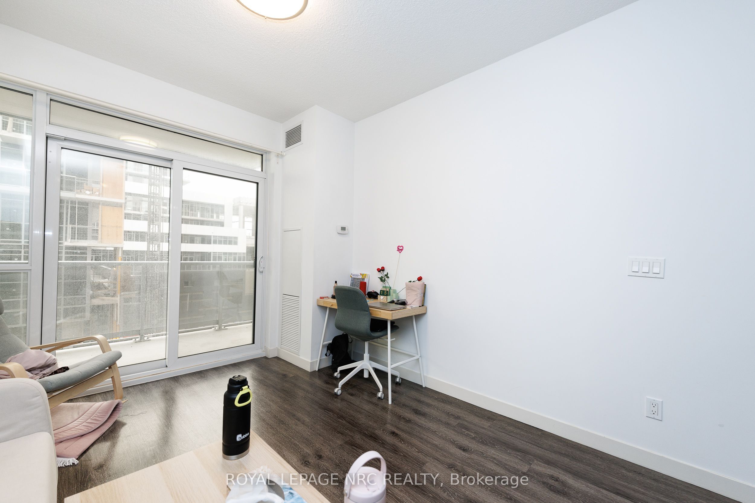 2093 S Fairvew Street S 506, Burlington, ON L7R 0E6 photo 2