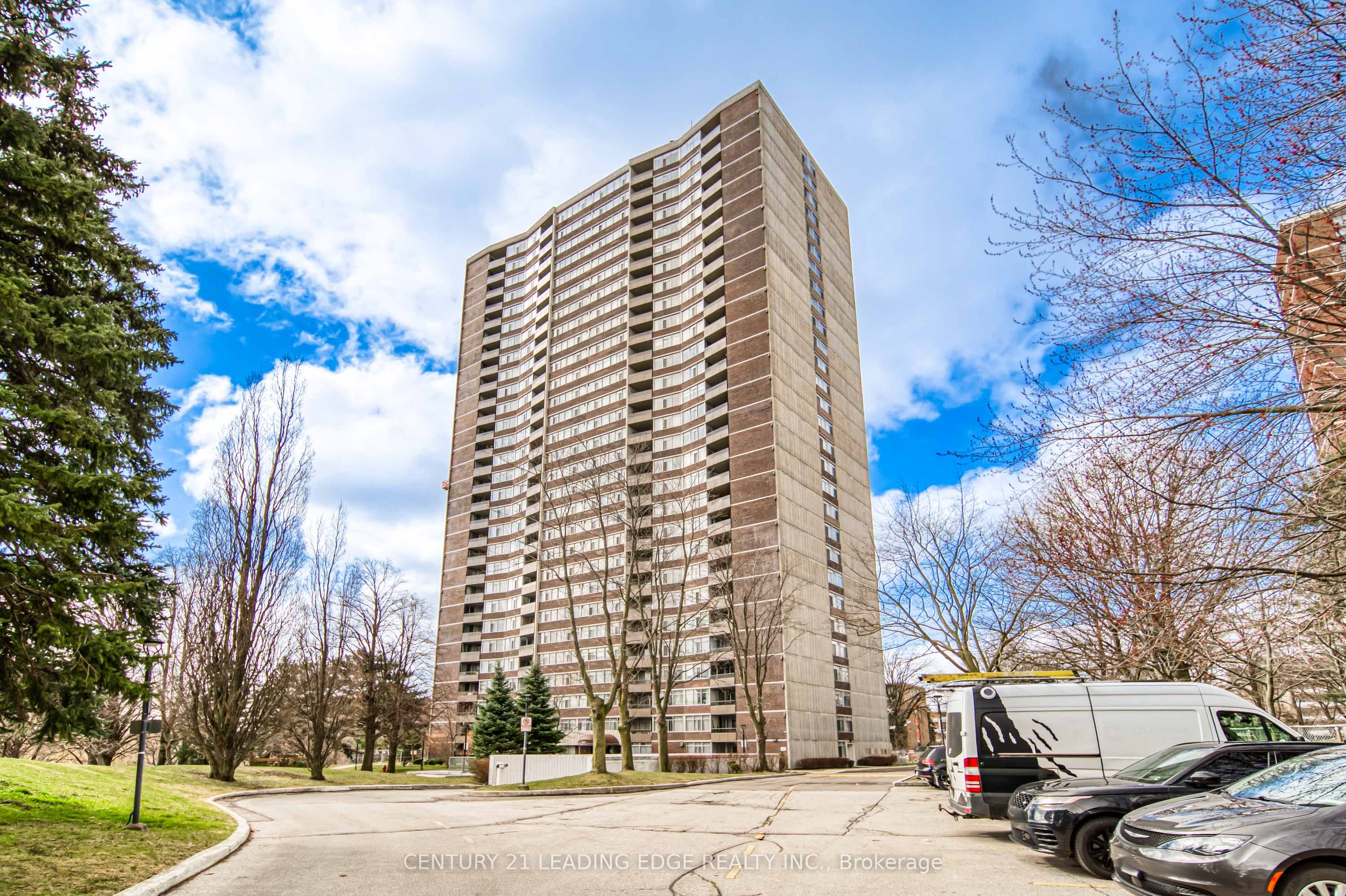 3100 Kirwin Avenue 1007, Mississauga, ON L5A 3S6