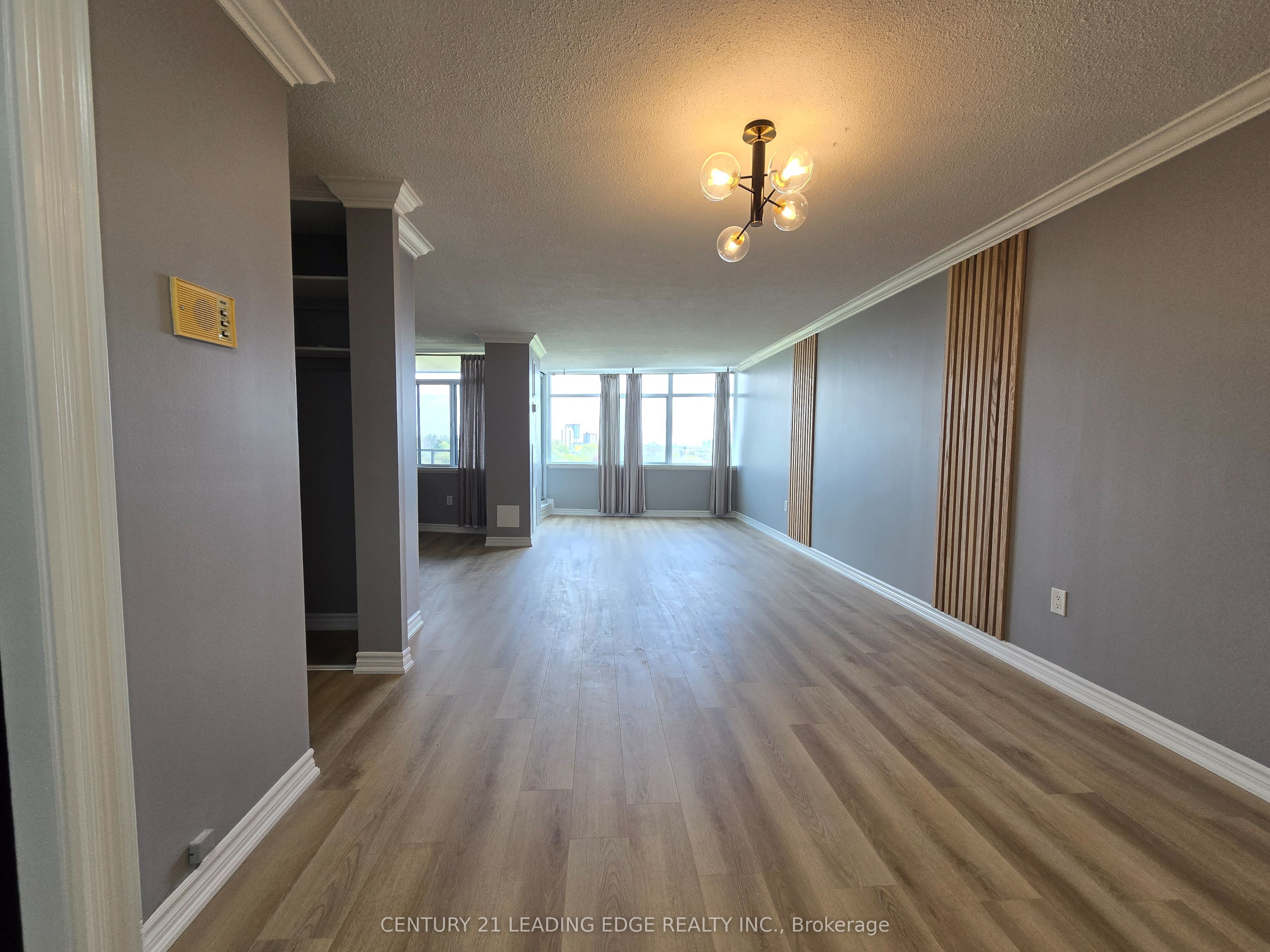 3100 Kirwin Avenue 1007, Mississauga, ON L5A 3S6 photo 3