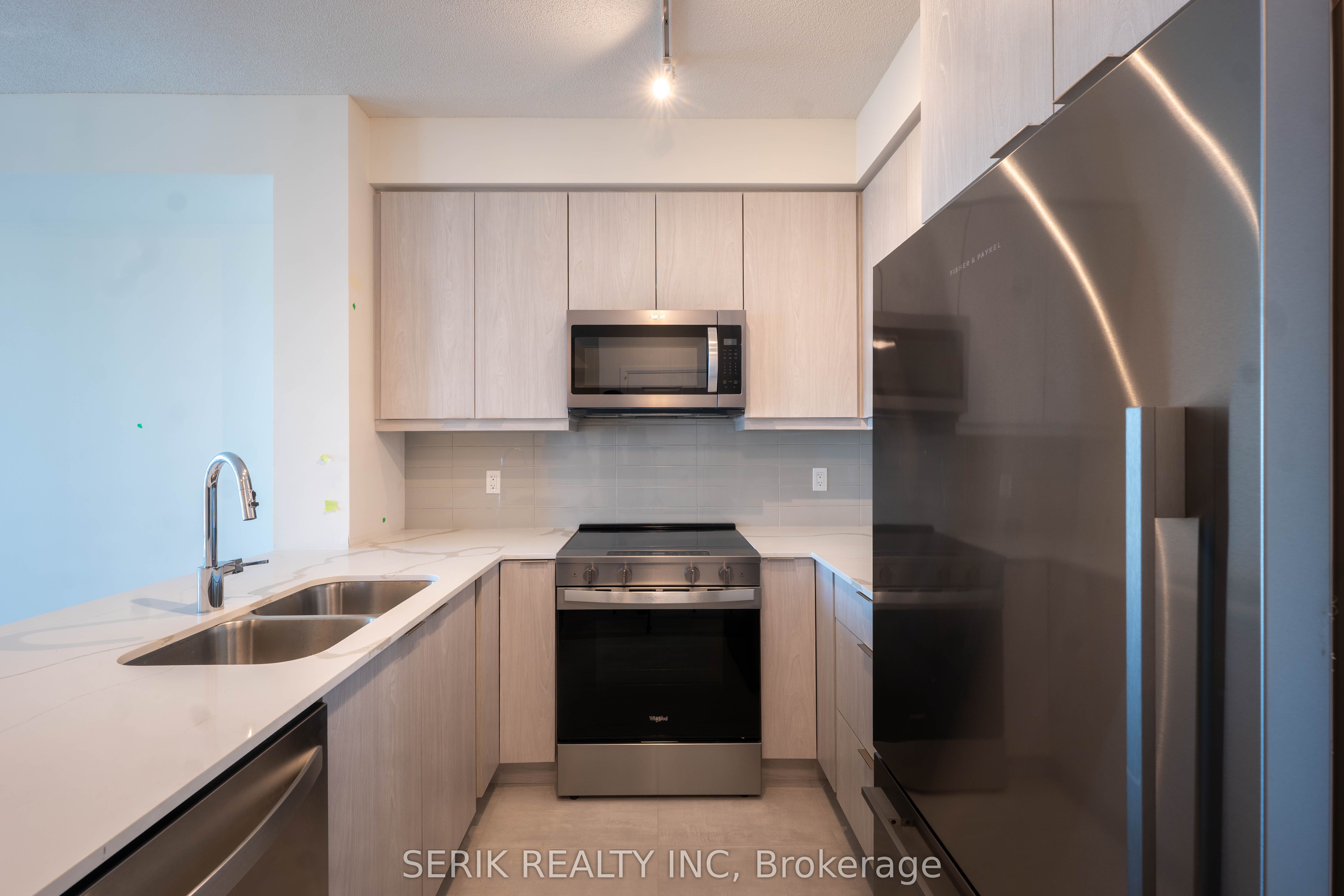 15 Watergarden Drive Unit 2, Level 26, Mississauga, ON L5R 1B2 photo 4