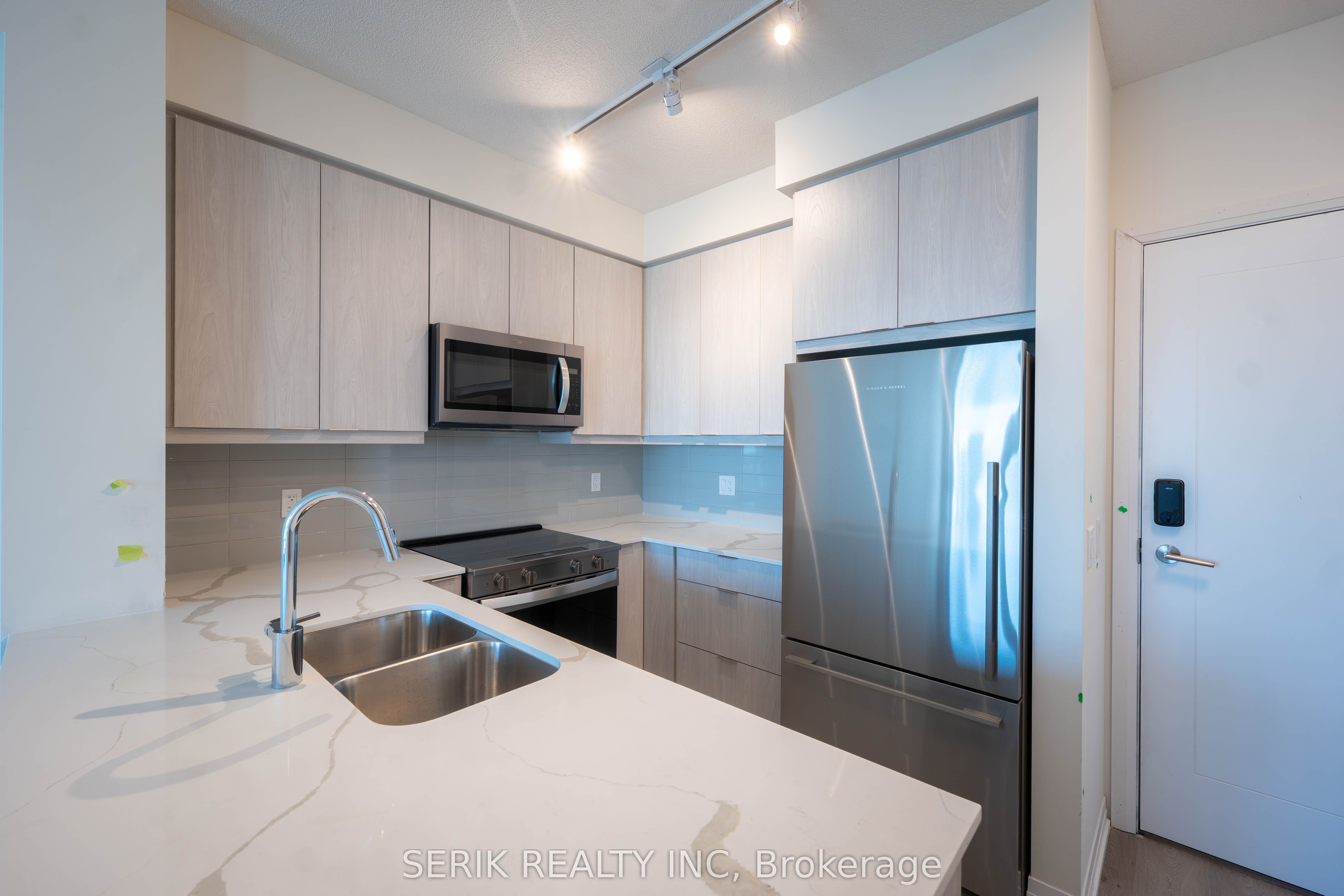 15 Watergarden Drive Unit 2, Level 26, Mississauga, ON L5R 1B2 photo 5
