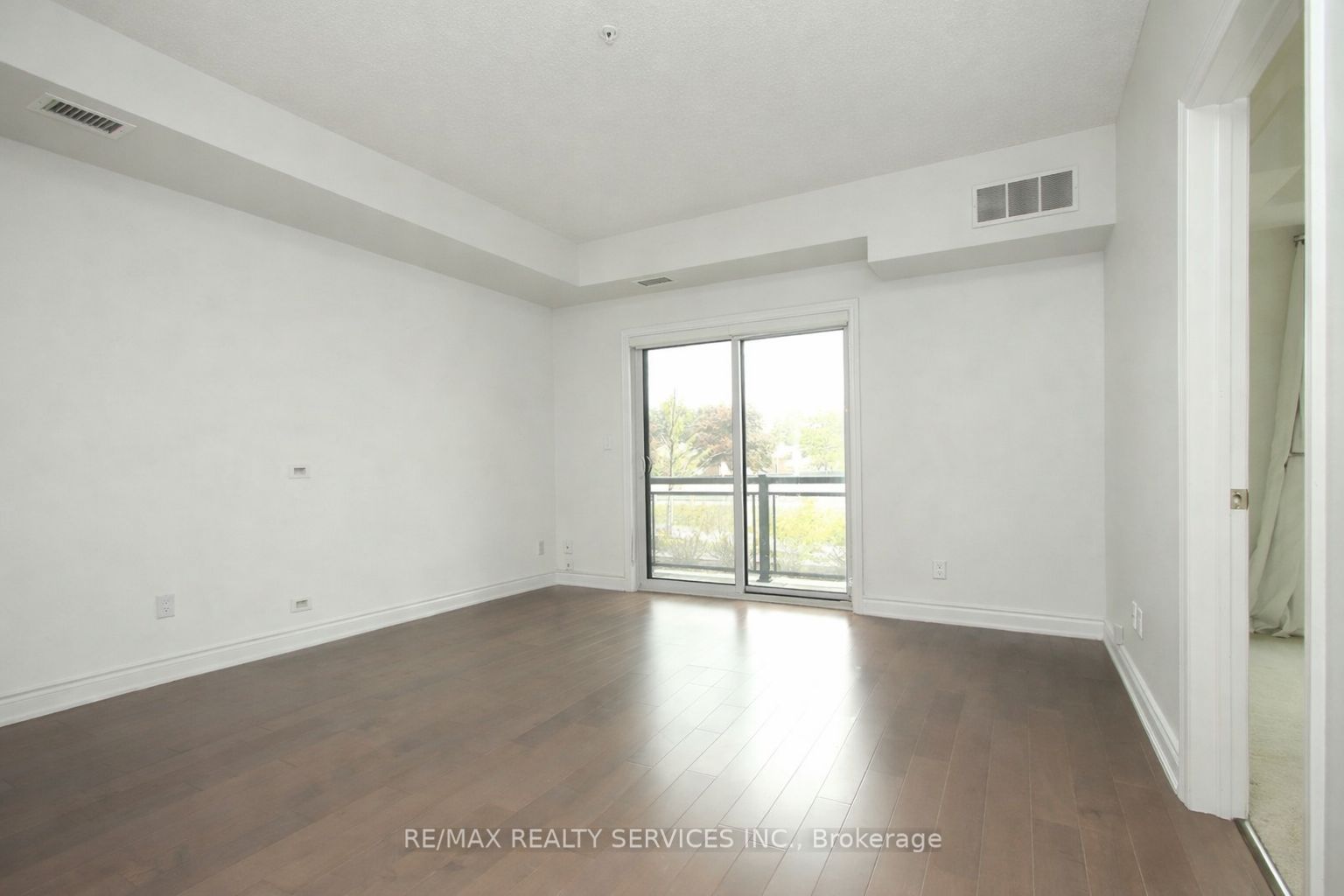 3170 Erin Mills Parkway 133, Mississauga, ON L5L 0B6 photo 5