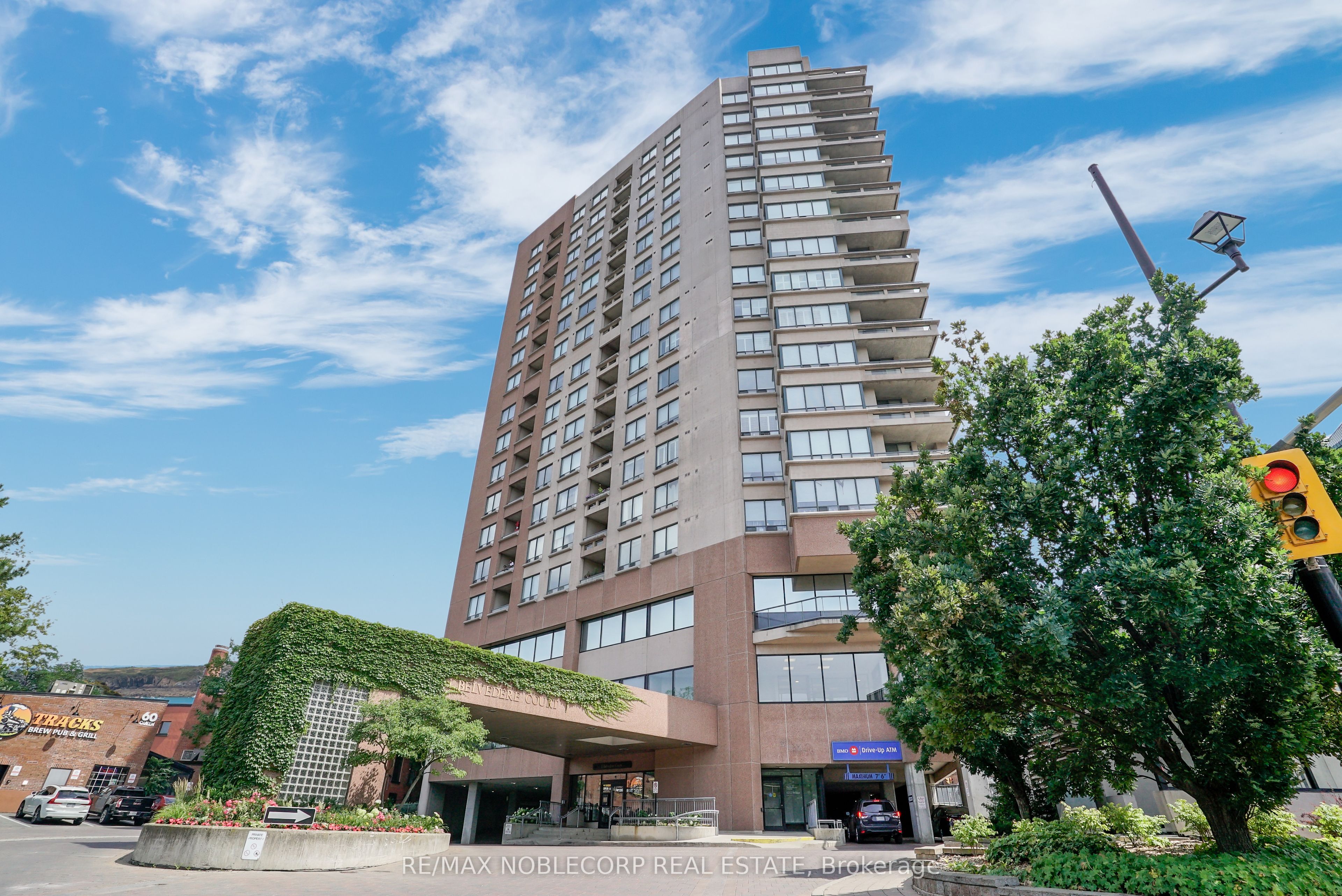 1 Belvedere Court 1001, Brampton, ON L6V 4M6