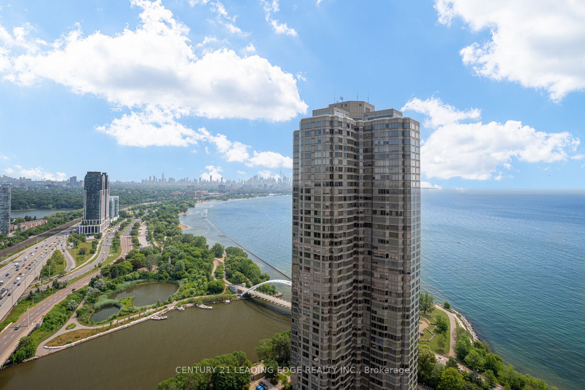 2045 Lake Shore Boulevard W 3706, Toronto, ON M8V 2Z6 photo 4