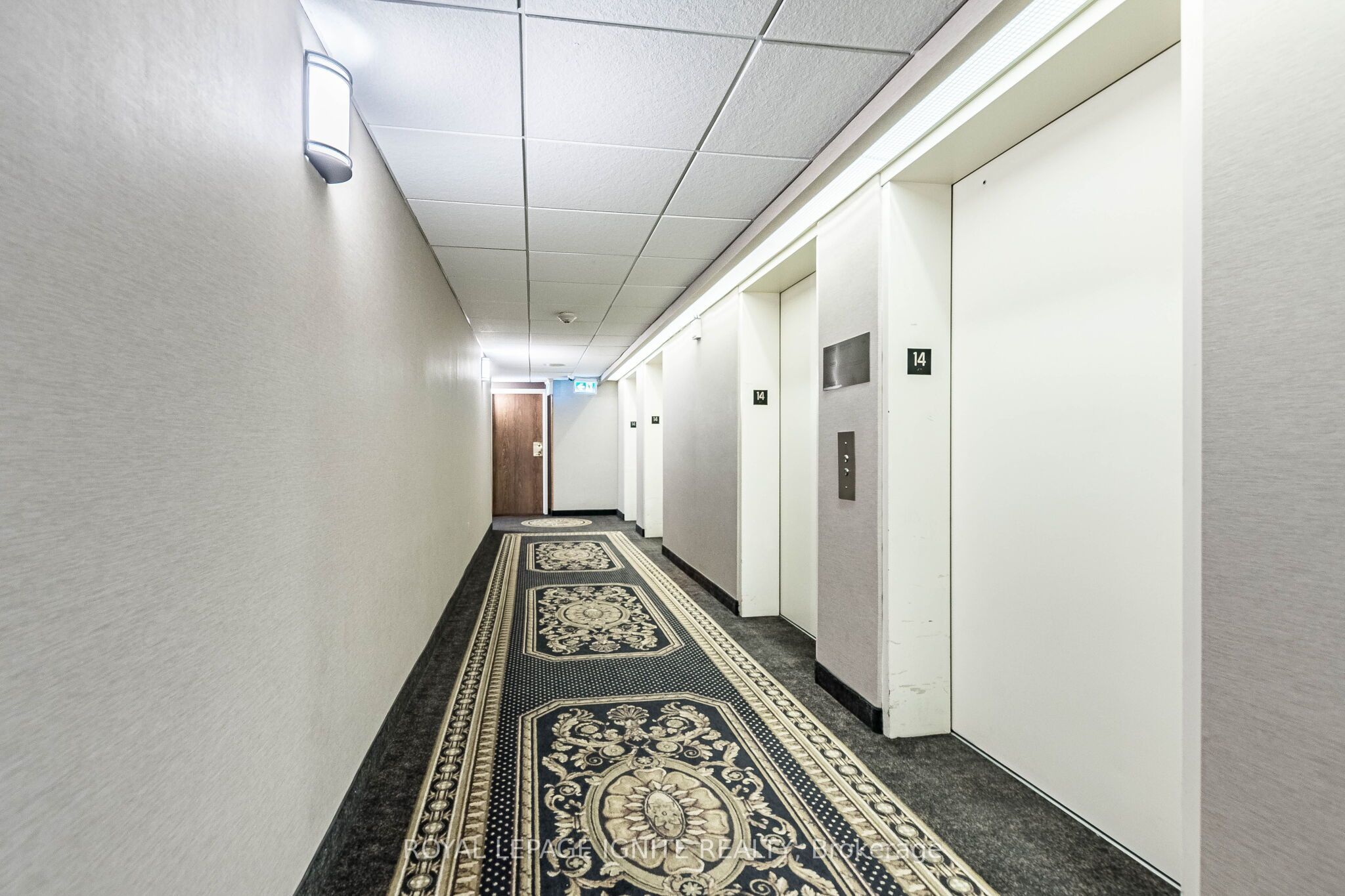 550 Webb Drive 1409, Mississauga, ON L5B 3Y4 photo 4