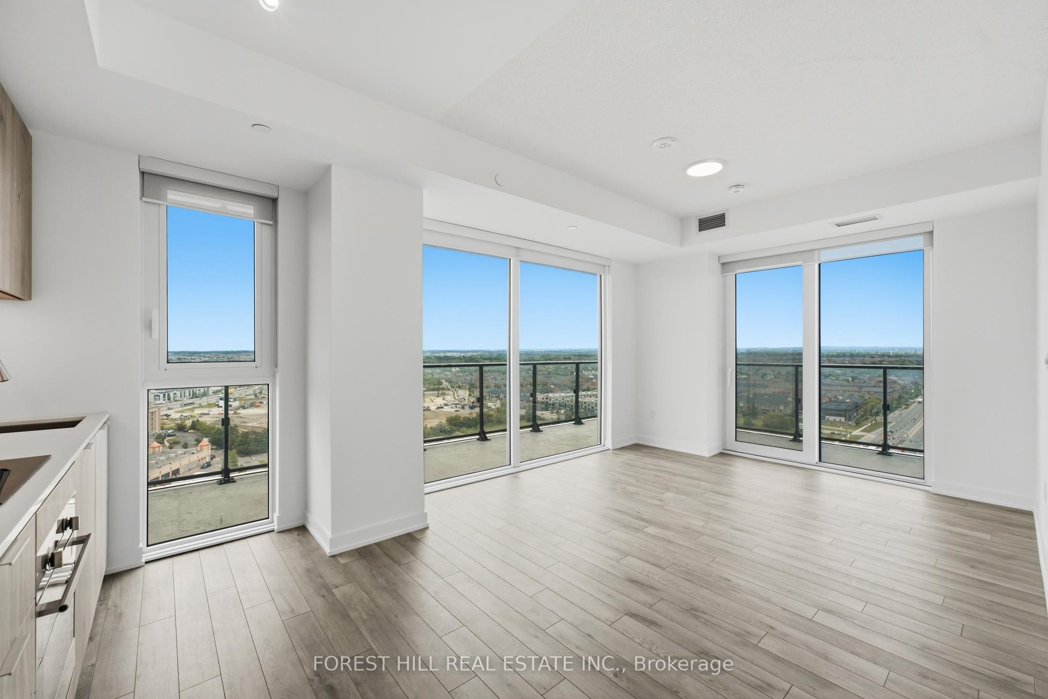 15 Skyridge Drive 1517, Brampton, ON L6P 4S3 photo 4