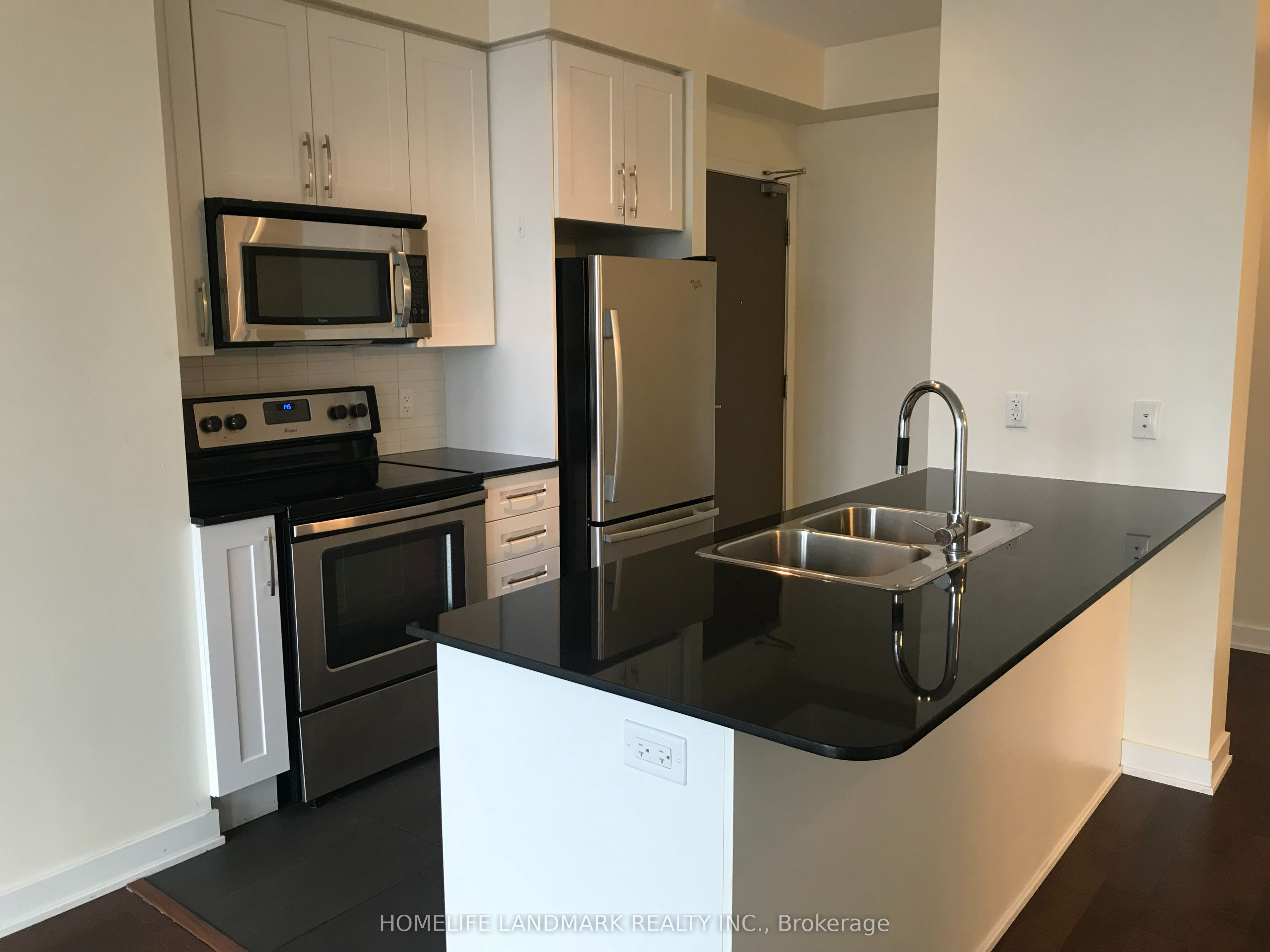 4065 Brickstone Mews 2901, Mississauga, ON L5B 0G3 photo 2