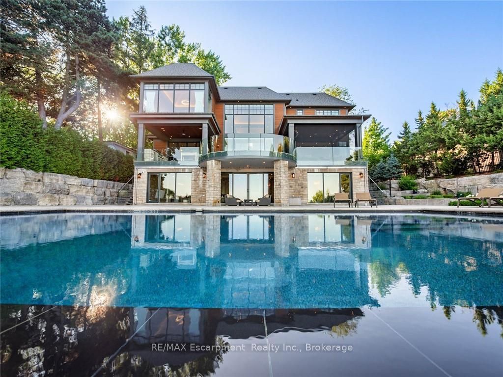 140 Secord Lane, Burlington, ON L7L 2H7 photo 4