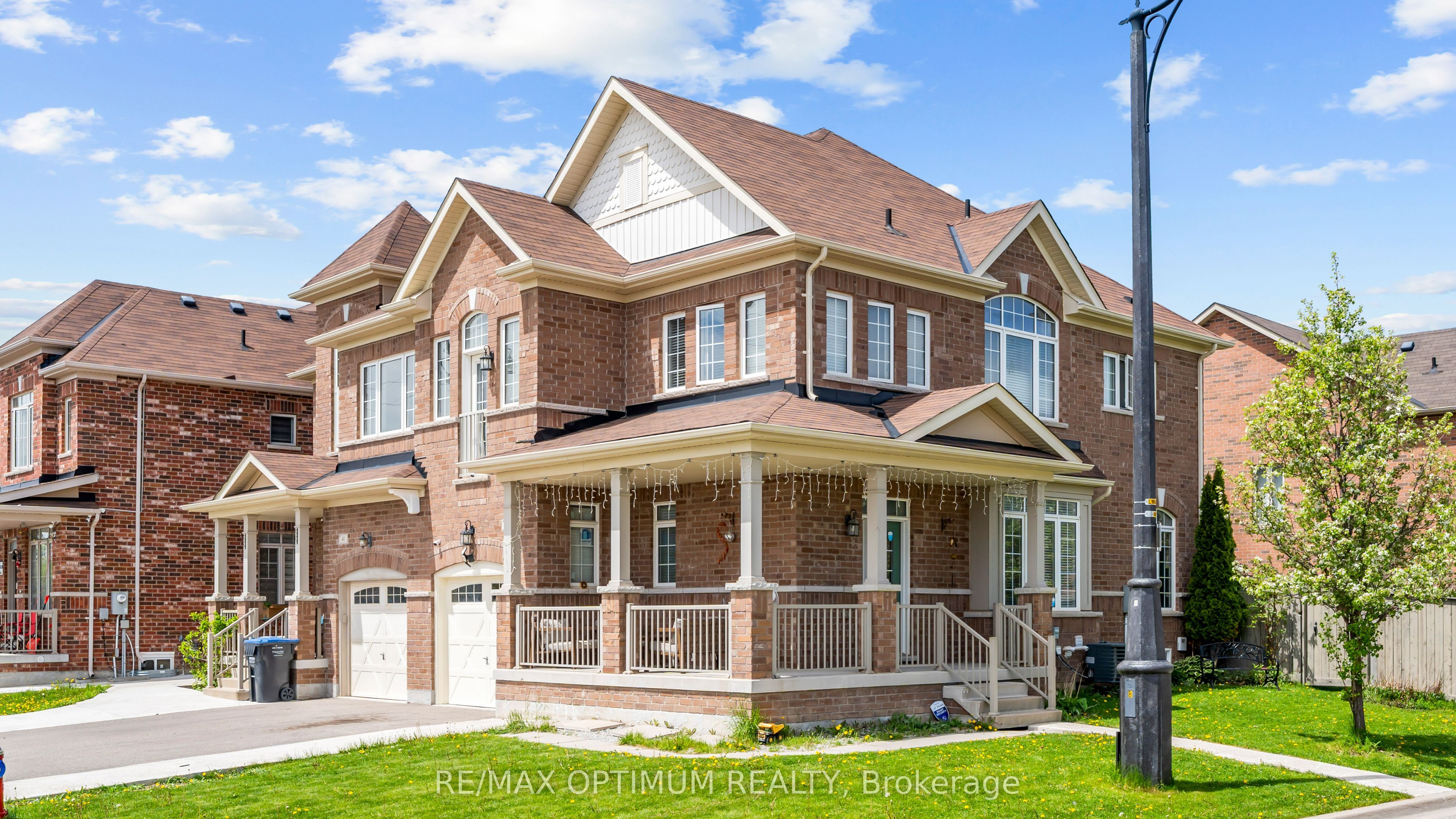 39 Divinity Circle, Brampton, ON L7A 3Y4 photo 4