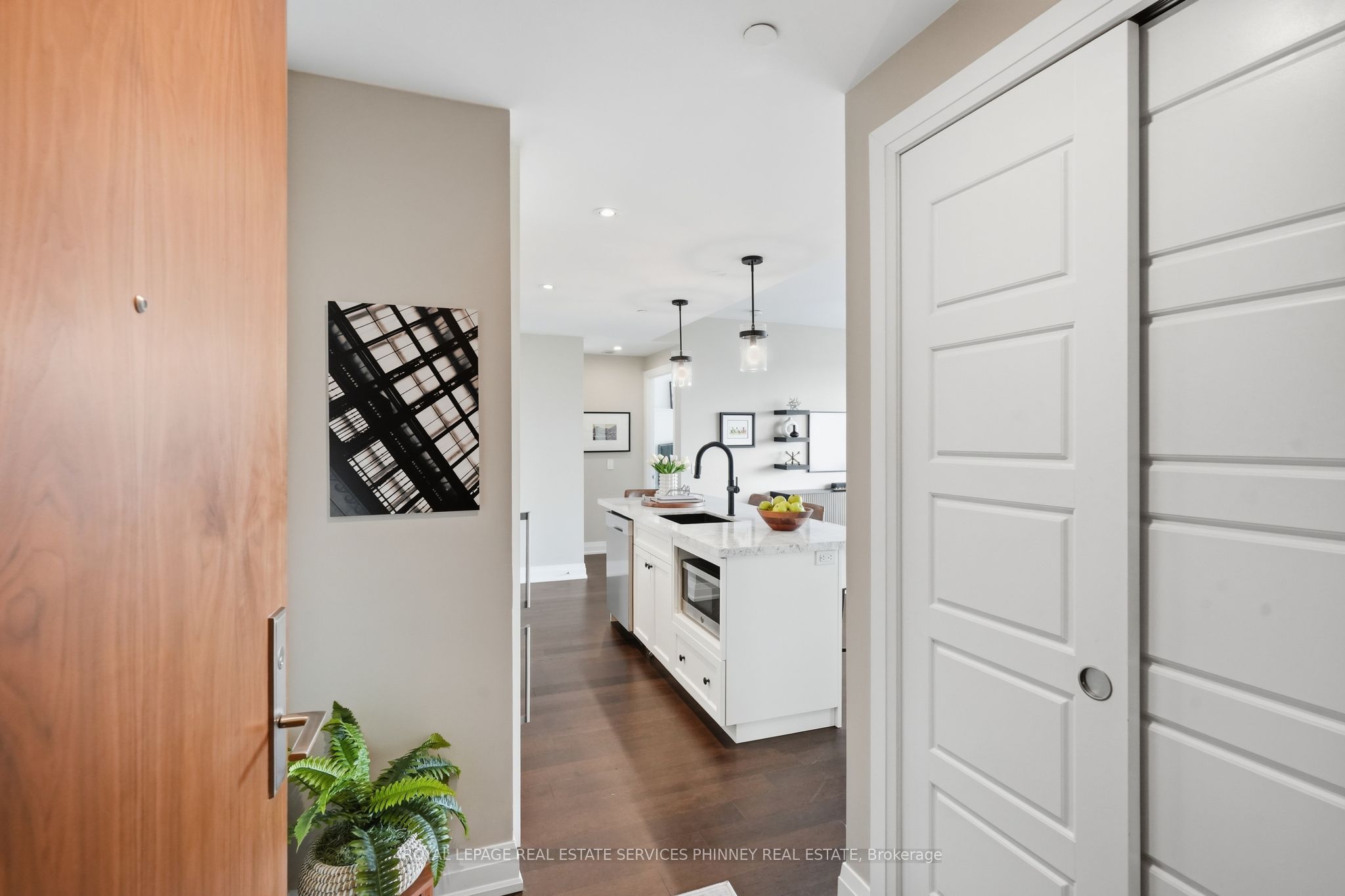 2025 Maria Street 1101, Burlington, ON L7R 0E9 photo 5