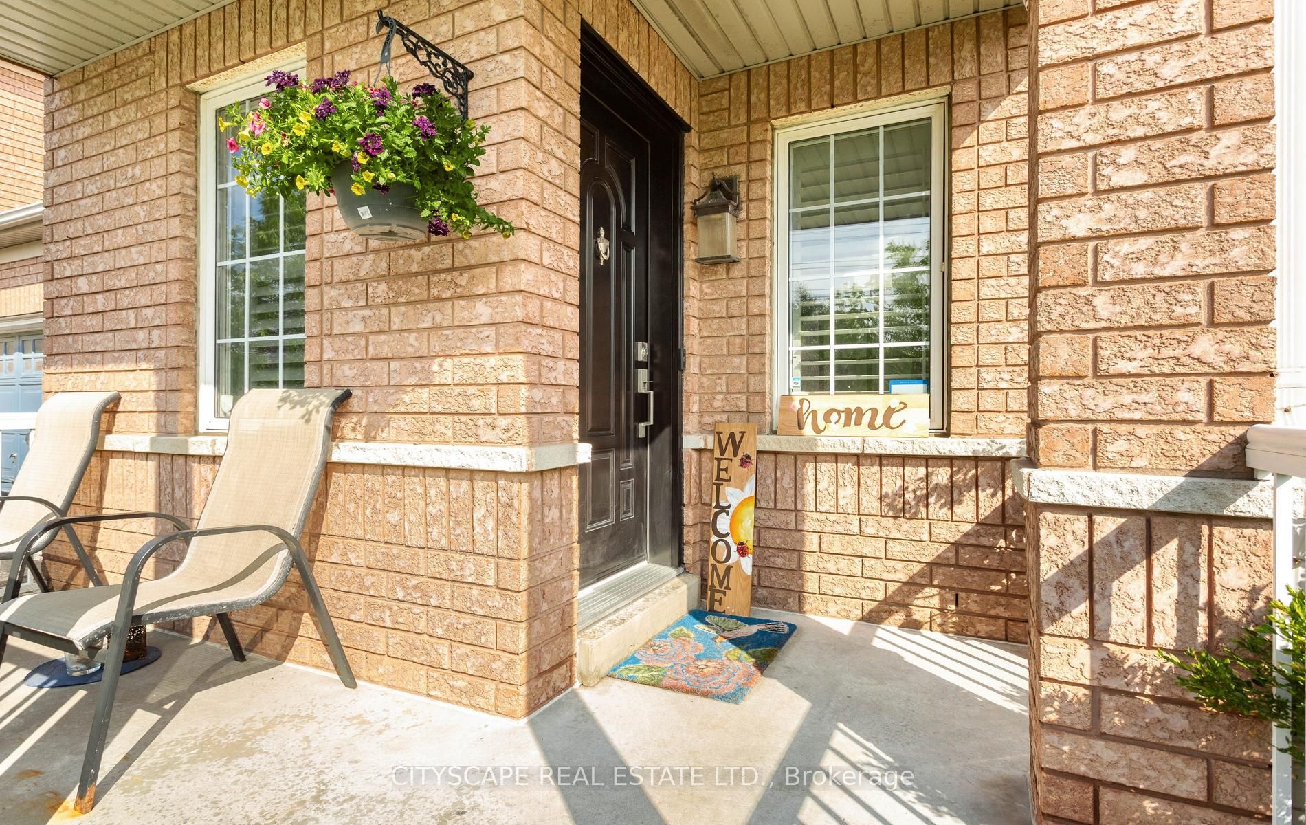 3324 Equestrian Crescent, Mississauga, ON L5M 6T1 photo 3