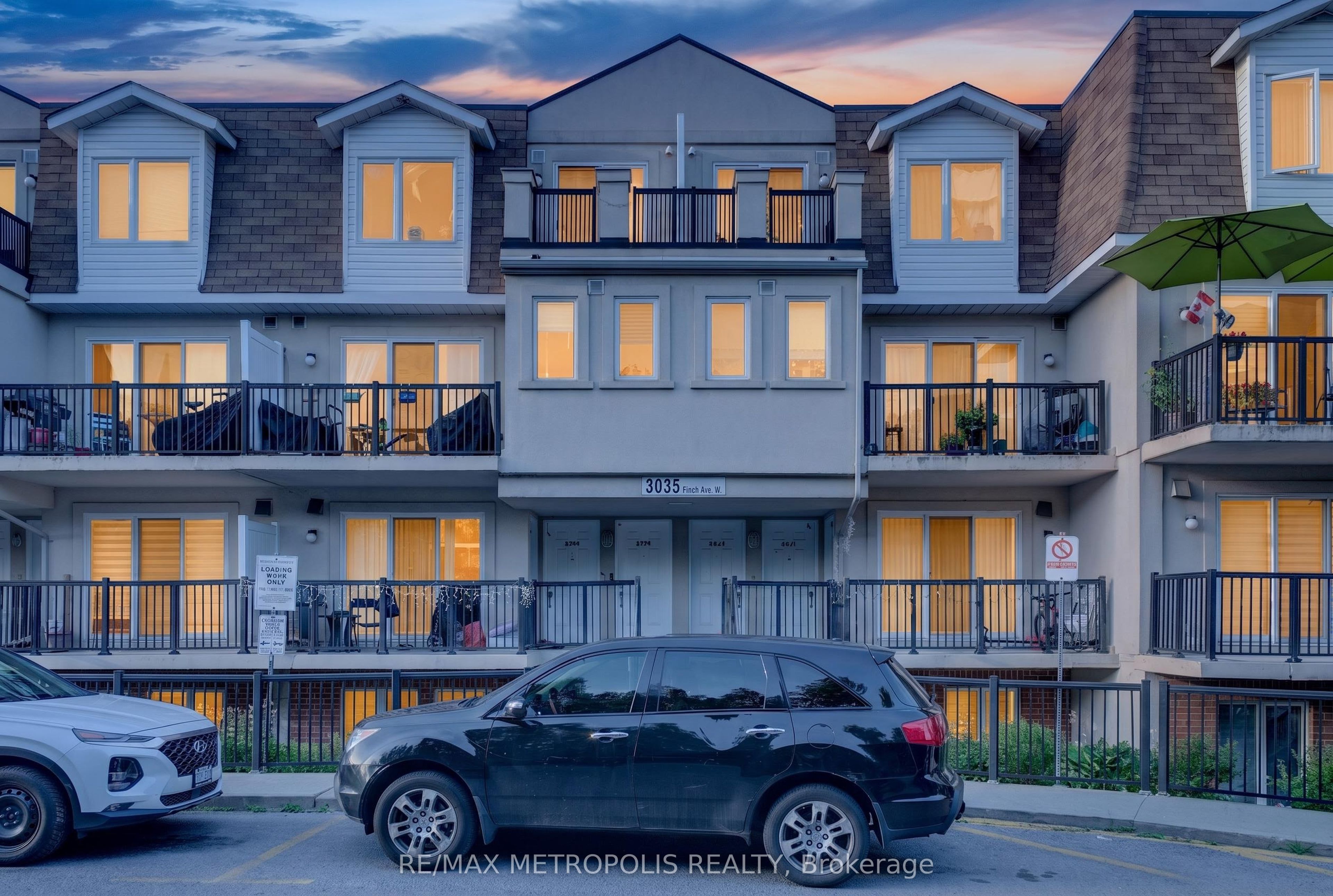 3035 Finch Avenue W 1003, Toronto, ON M9M 0A3 photo 5