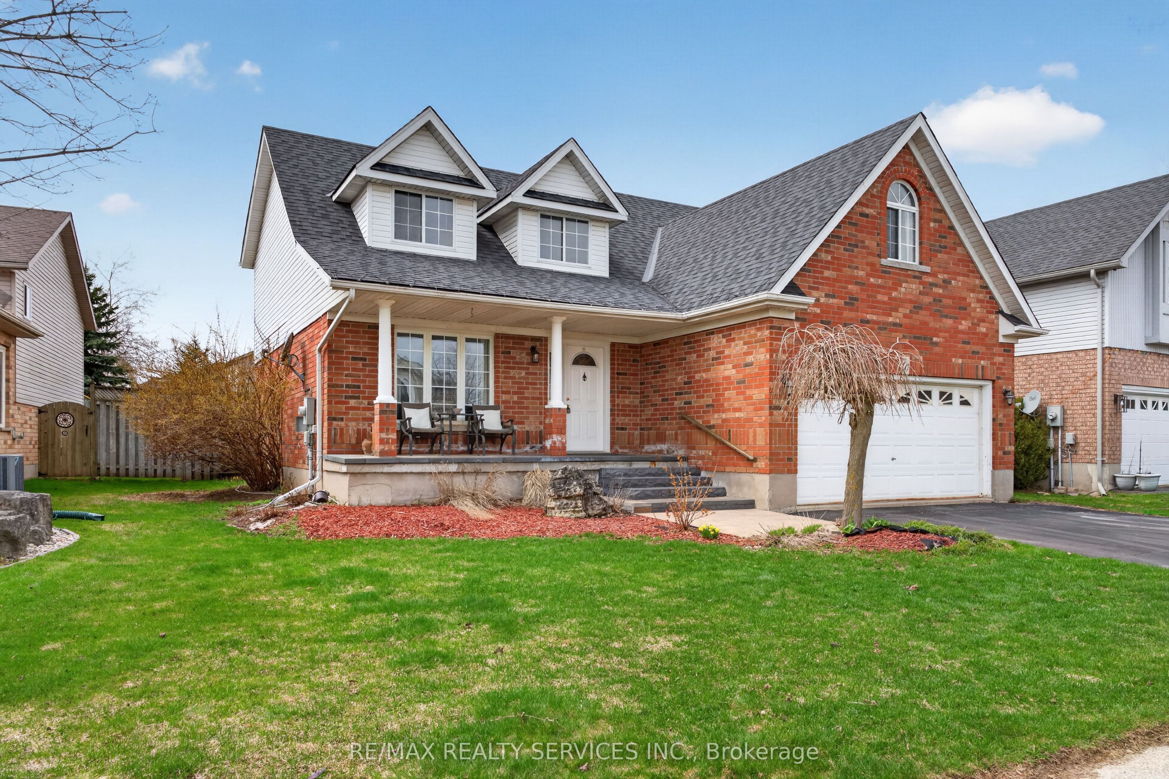 70 Hunter Road, Orangeville, ON L9W 5C5 photo 2
