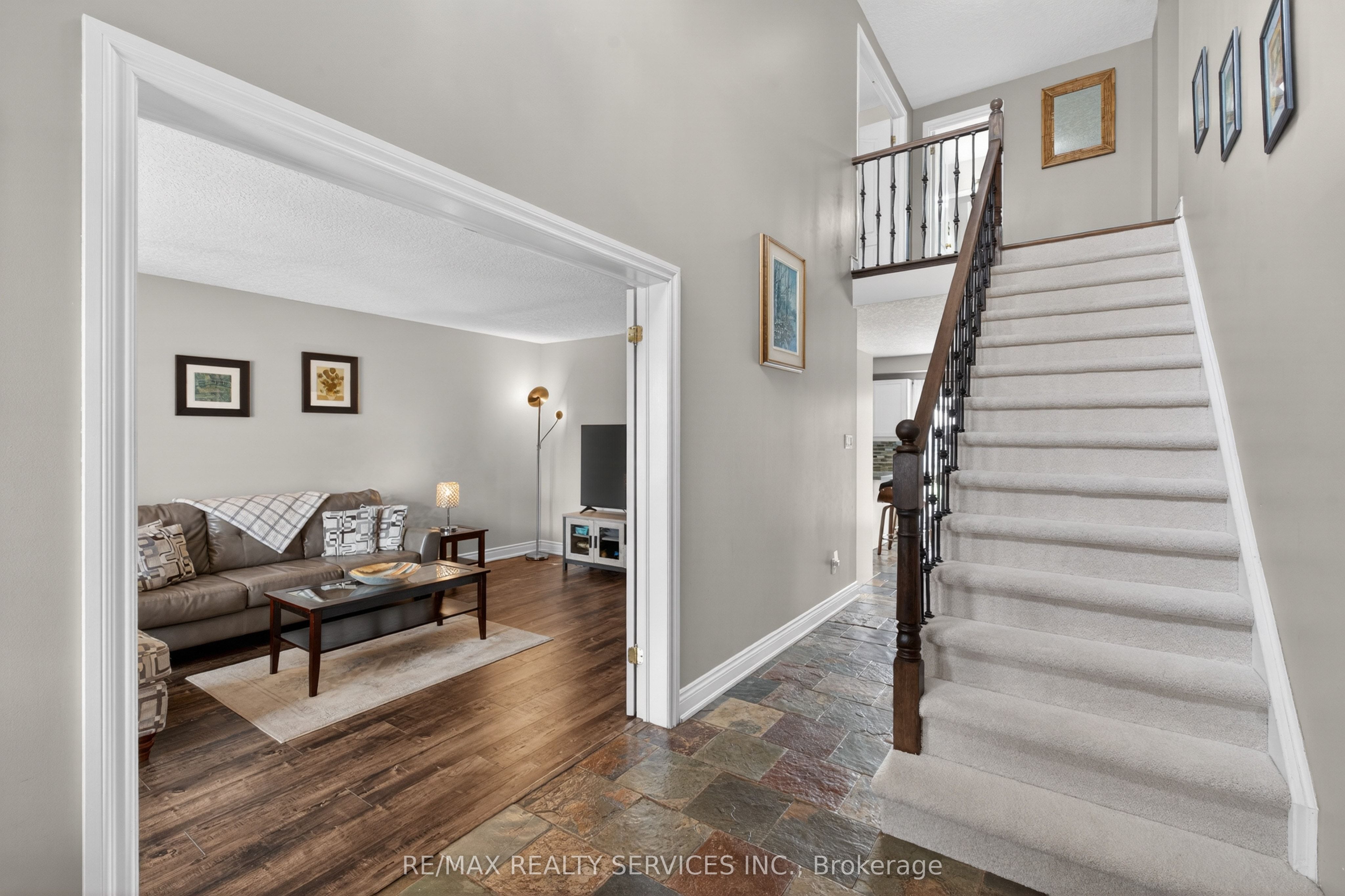 70 Hunter Road, Orangeville, ON L9W 5C5 photo 5