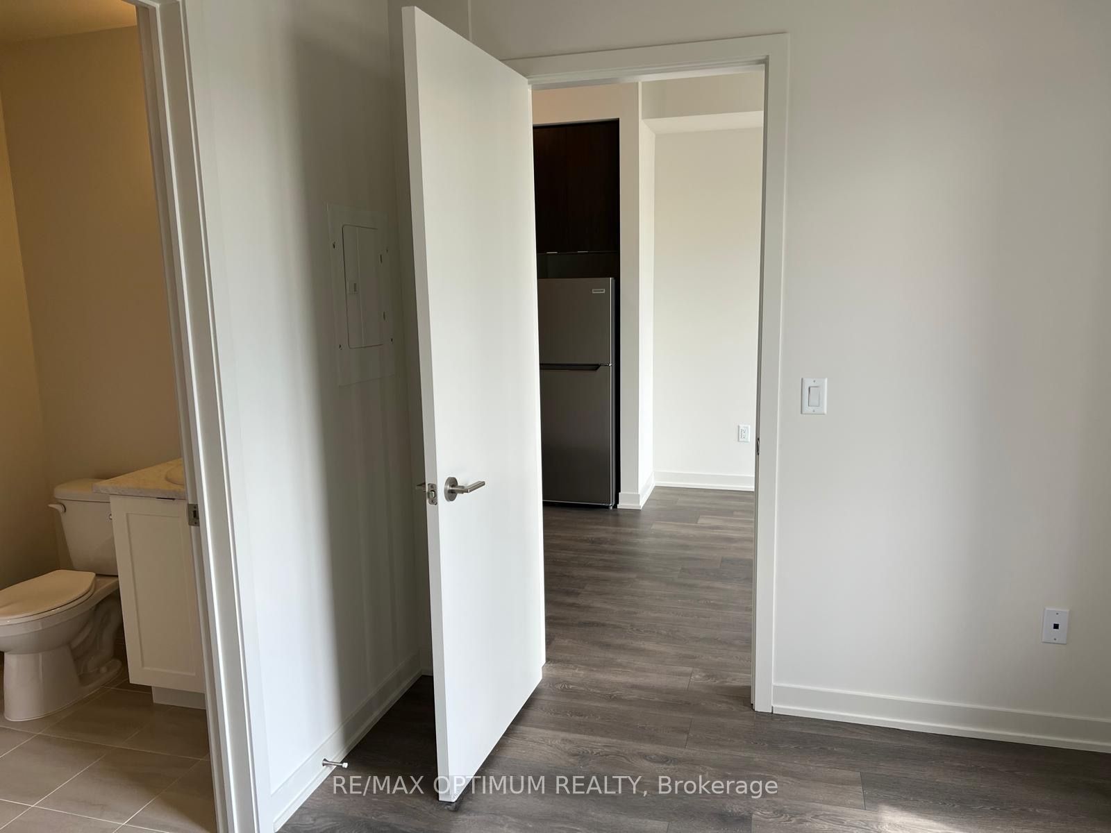 58 Sky Harbour Drive 108, Brampton, ON L6Y 6J1 photo 2