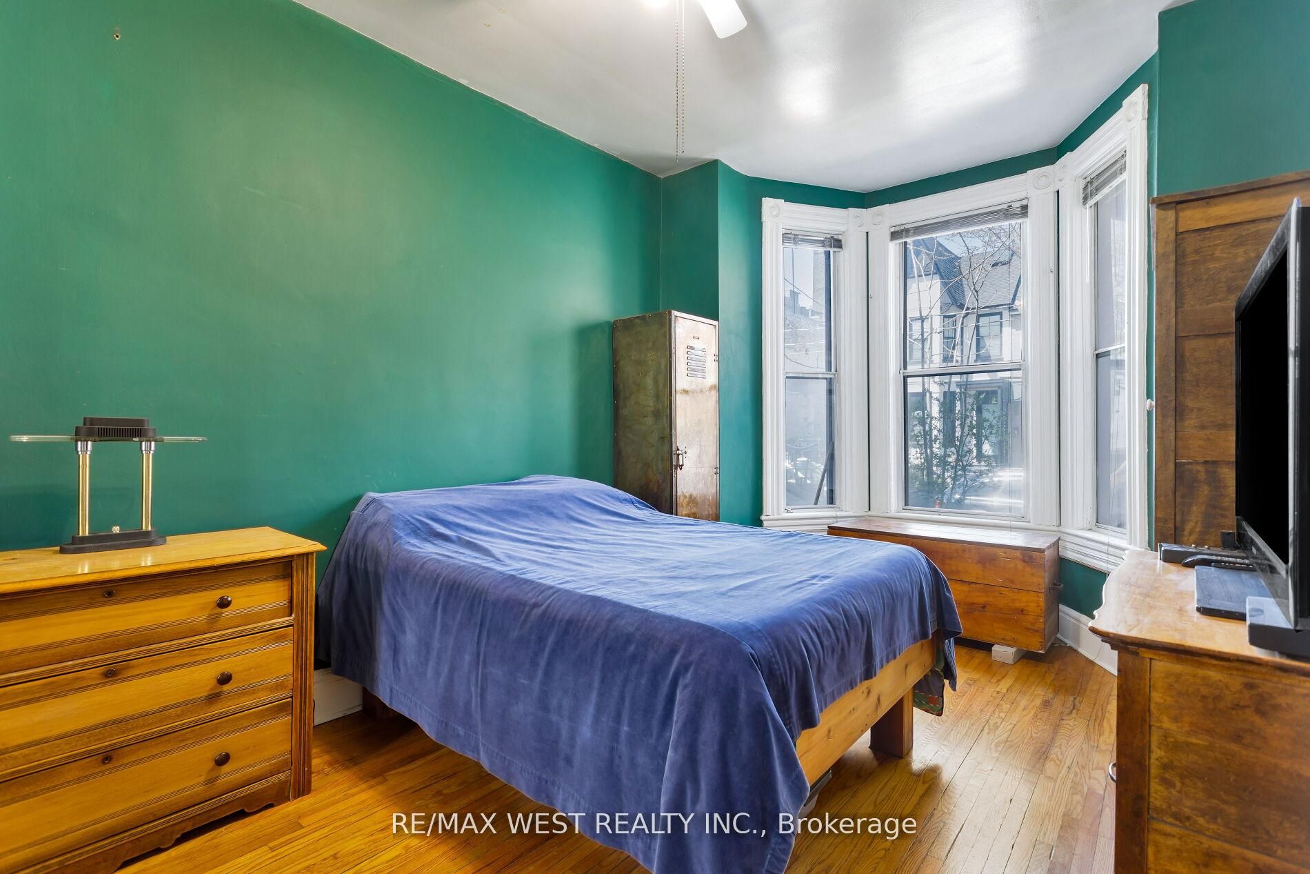 39 Noble Street, Toronto, ON M6K 2C7 photo 5