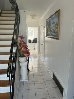 7304 Sills Road, Mississauga, ON L4T 2K1