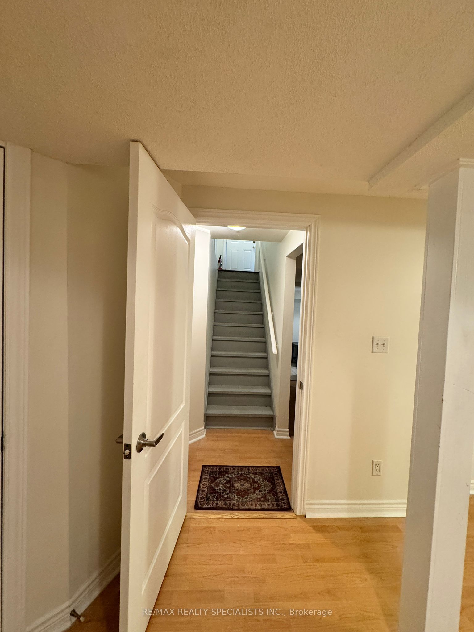 5475 Freshwater Drive Bsmt, Mississauga, ON L5M 0J8 photo 3