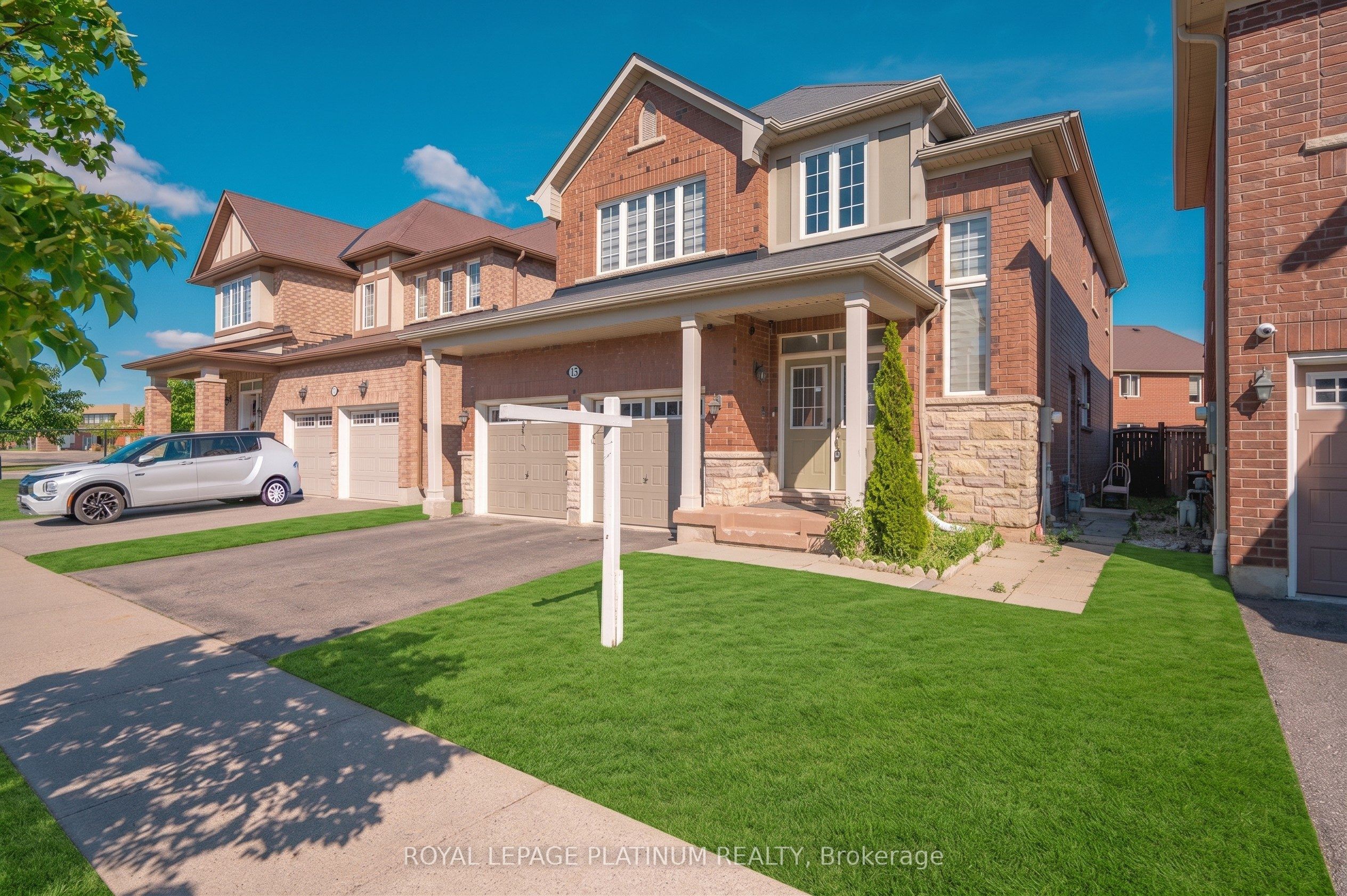 15 Aylesbury Drive, Brampton, ON L7A 0V3 photo 4