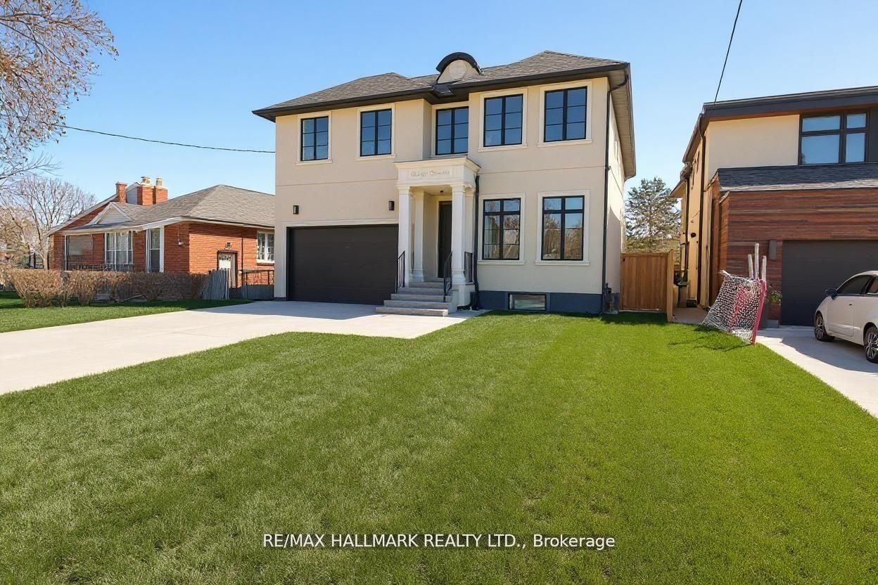 42 Agar Crescent Main & 2nd Floor, Toronto, ON M9B 5A6
