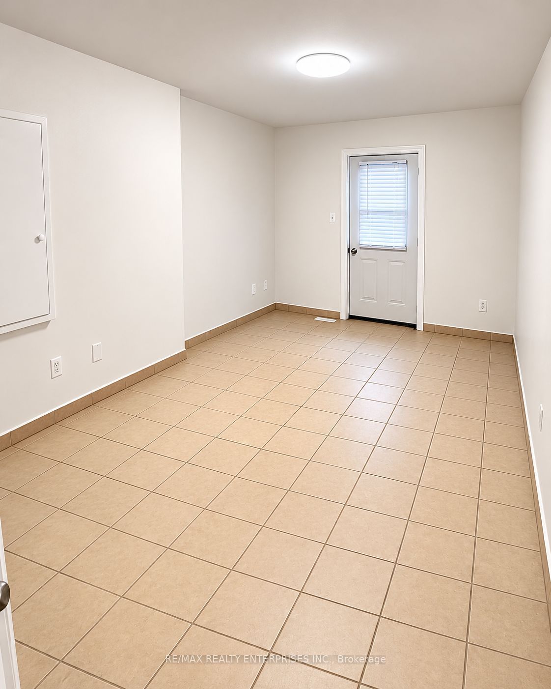 1136 Dufferin Street 2, Toronto, ON M6H 4B6 photo 5