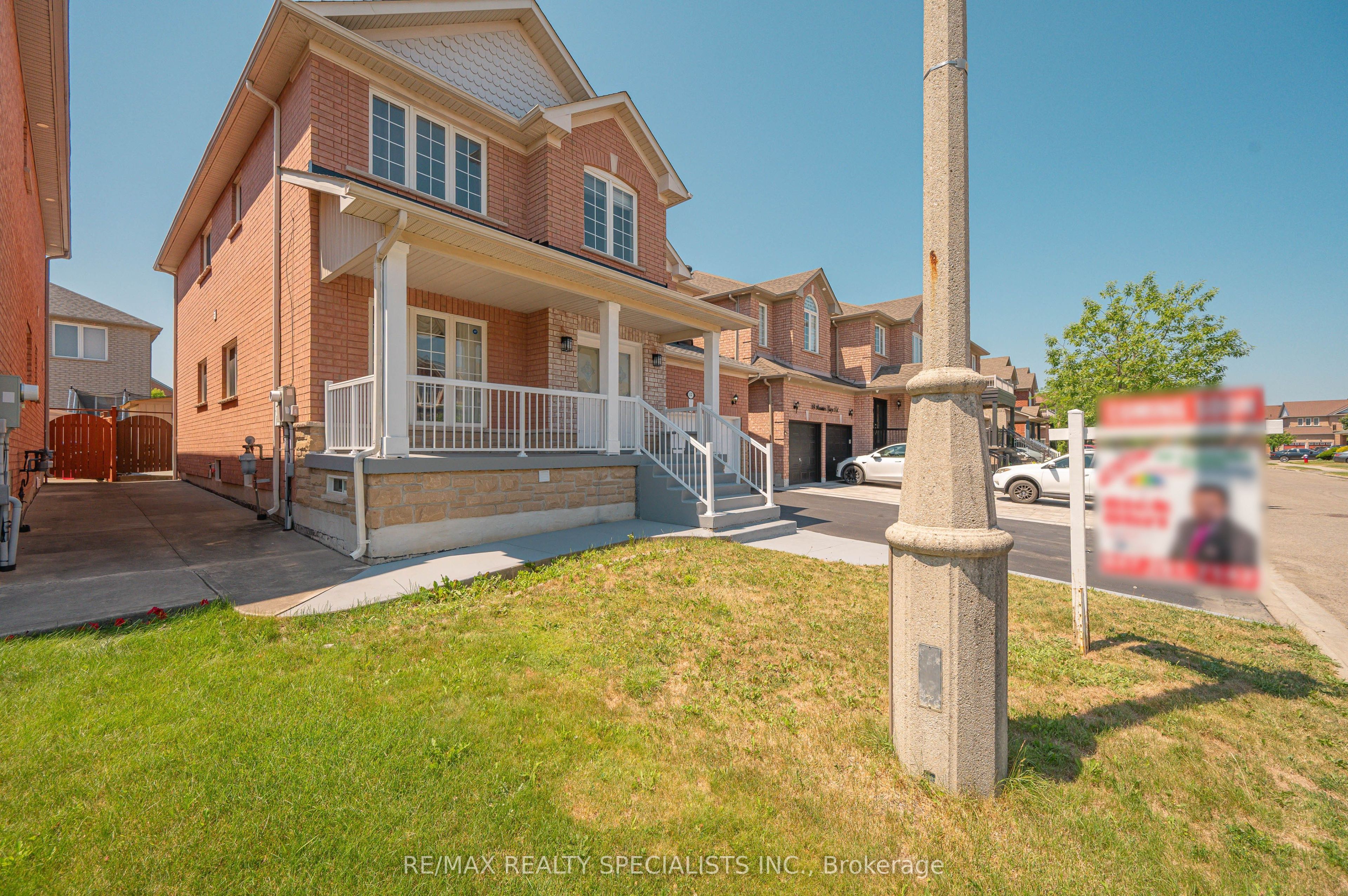 12 Mountain Gorge Road, Brampton, ON L6R 2X6 photo 3