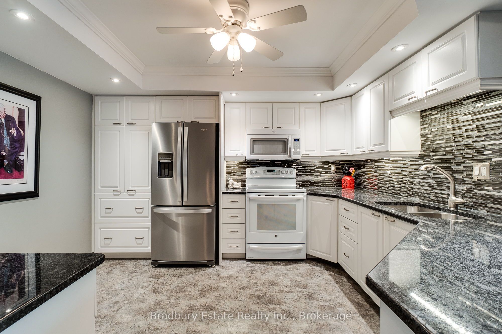 5080 Pinedale Avenue N 203, Burlington, ON L7L 5V7 photo 4