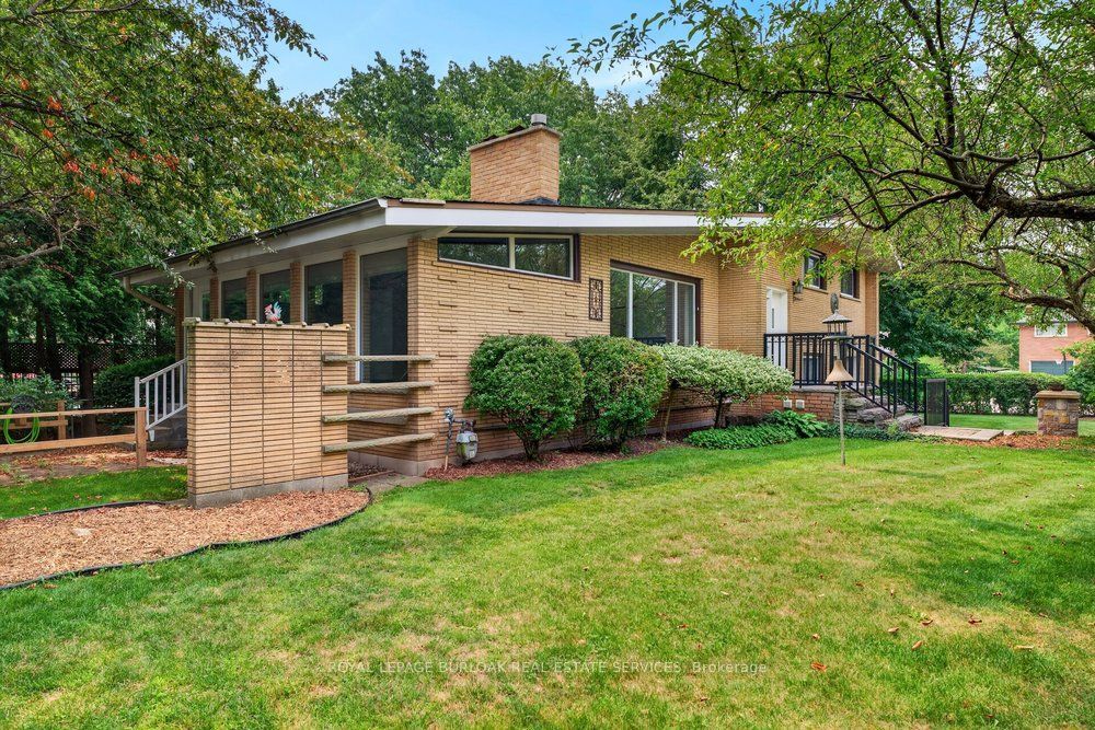 572 Bridgman Avenue, Burlington, ON L7R 2V4 photo 2