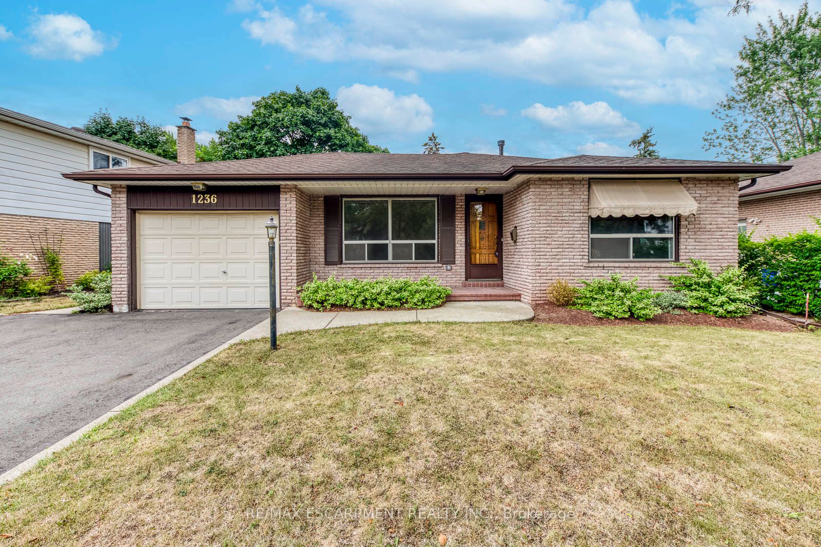 1236 Grange Road, Oakville, ON L6H 1P7