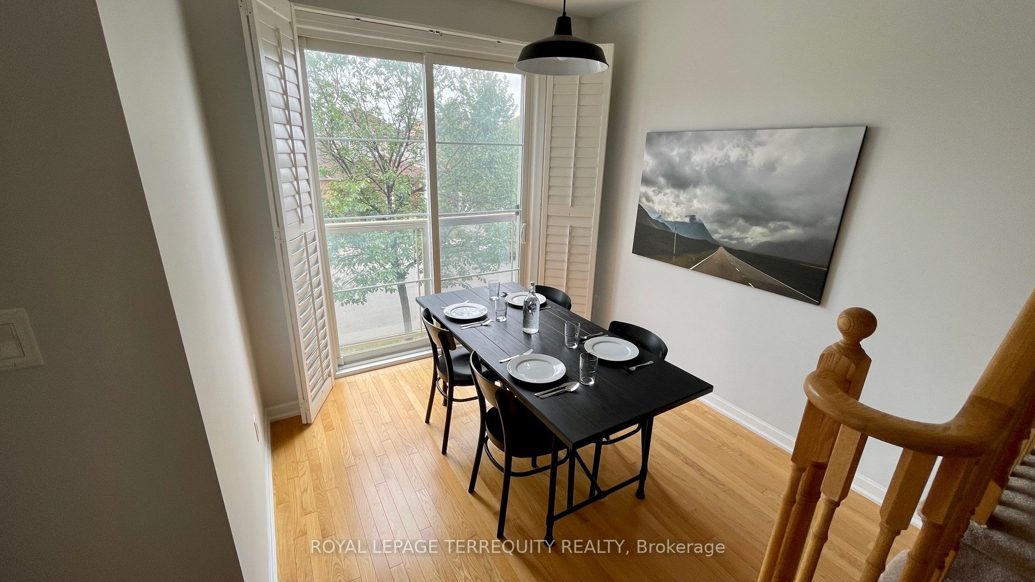 165 Hampshire Way 152, Milton, ON L9T 8M7 photo 2