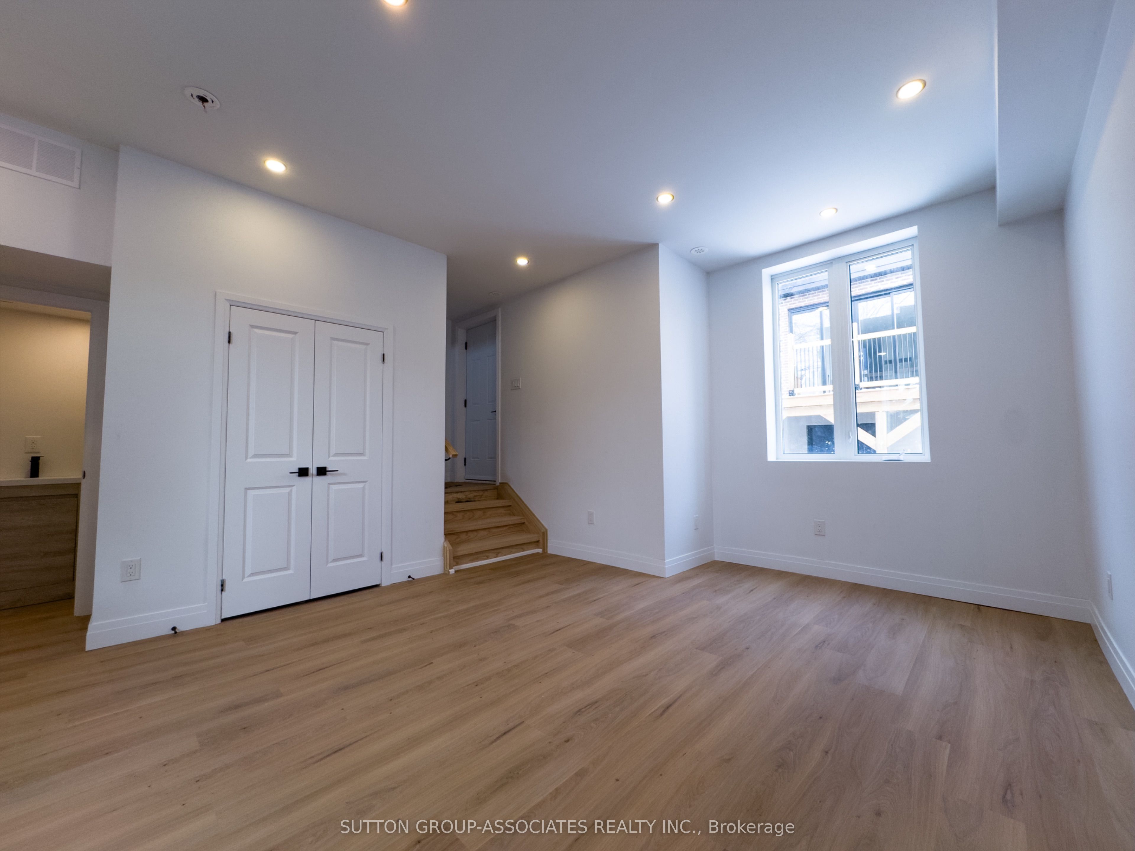 62 Hartley Avenue Laneway, Toronto, ON M6E 4E8 photo 3