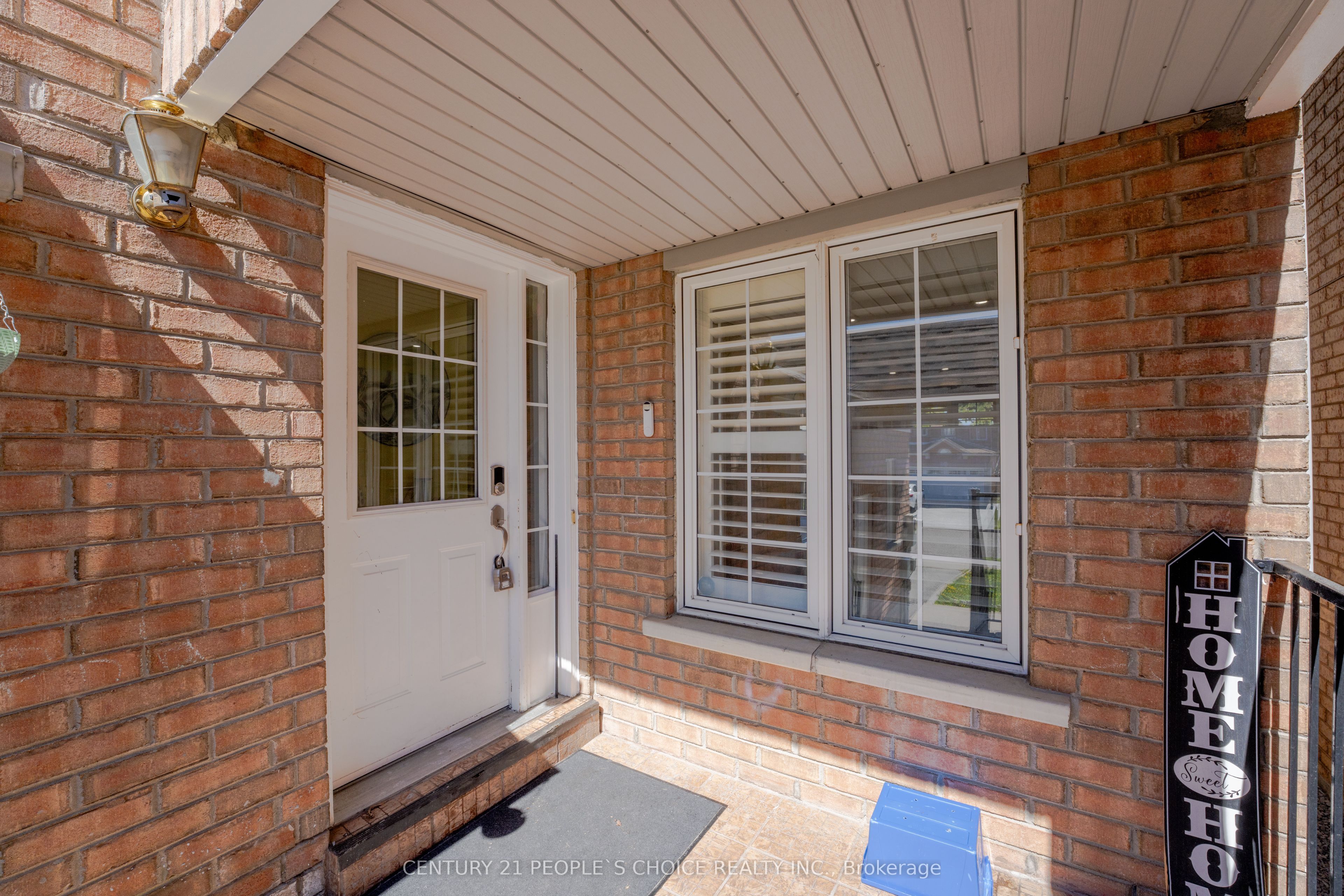 32 Summerdale Crescent, Brampton, ON L6X 4V8 photo 5