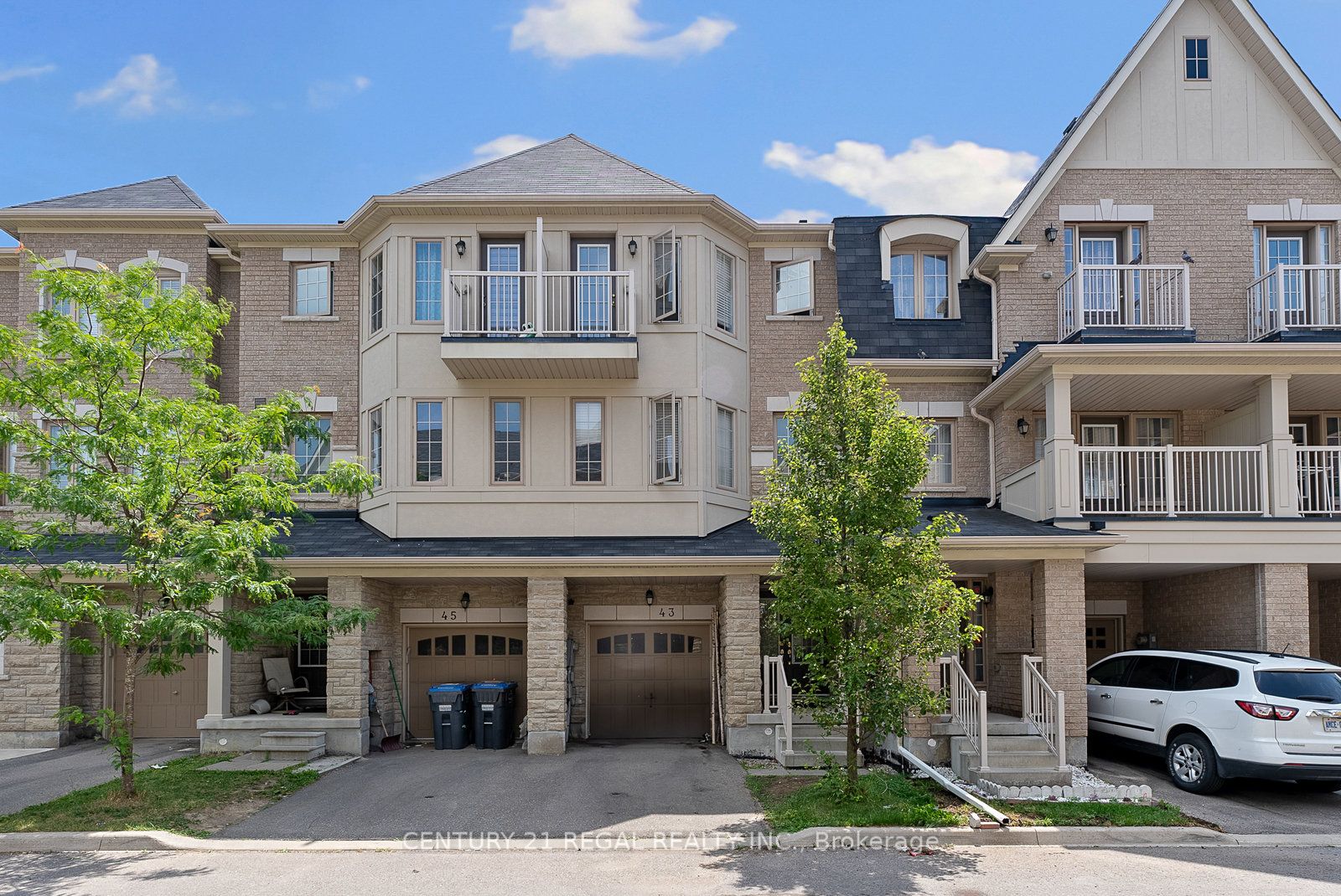 43 Tollgate Street Upper, Brampton, ON L6Z 0B4 photo 3