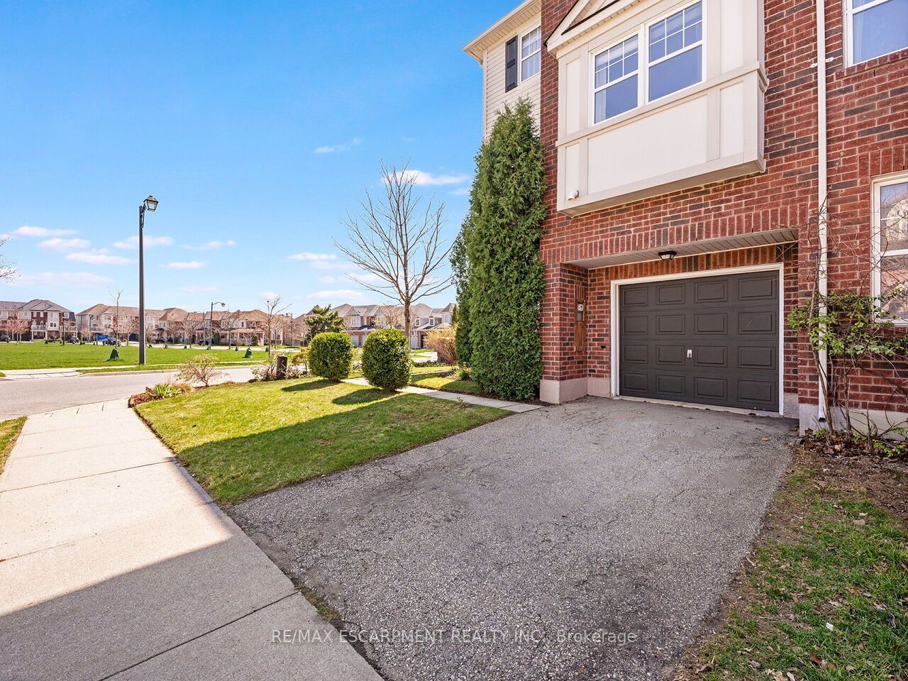 656 Frank Place, Milton, ON L9T 0P8 photo 3