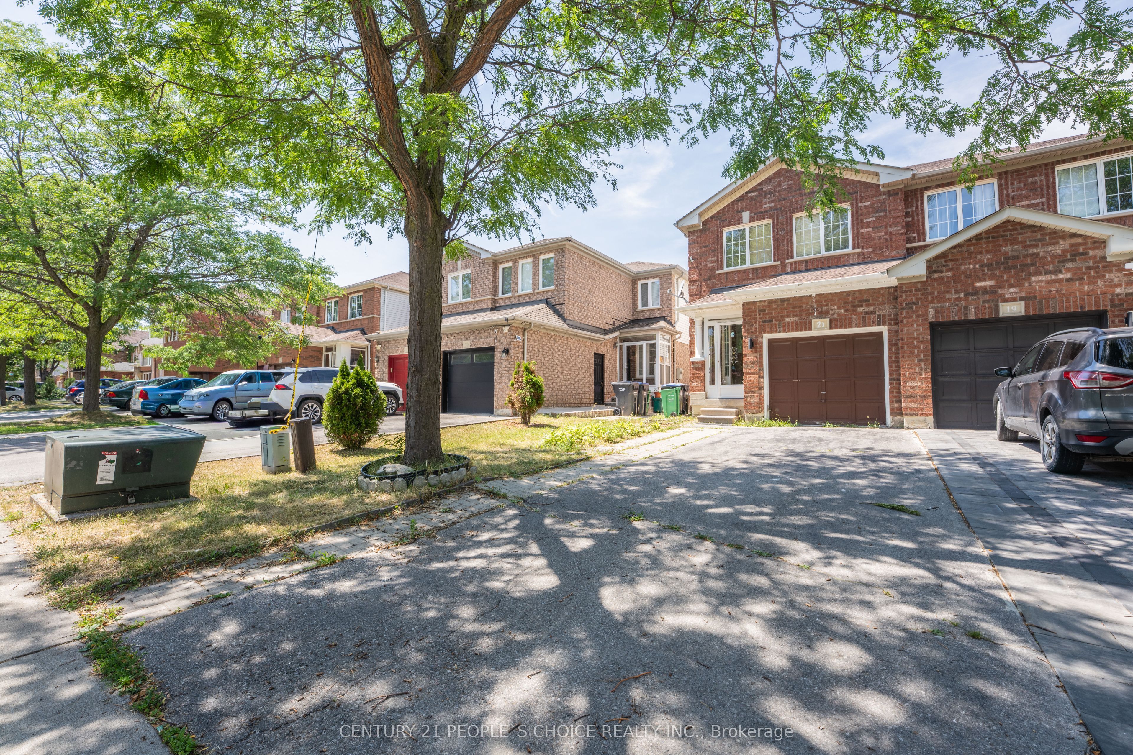 21 Cordgrass Crescent, Brampton, ON L6R 2A3 photo 2