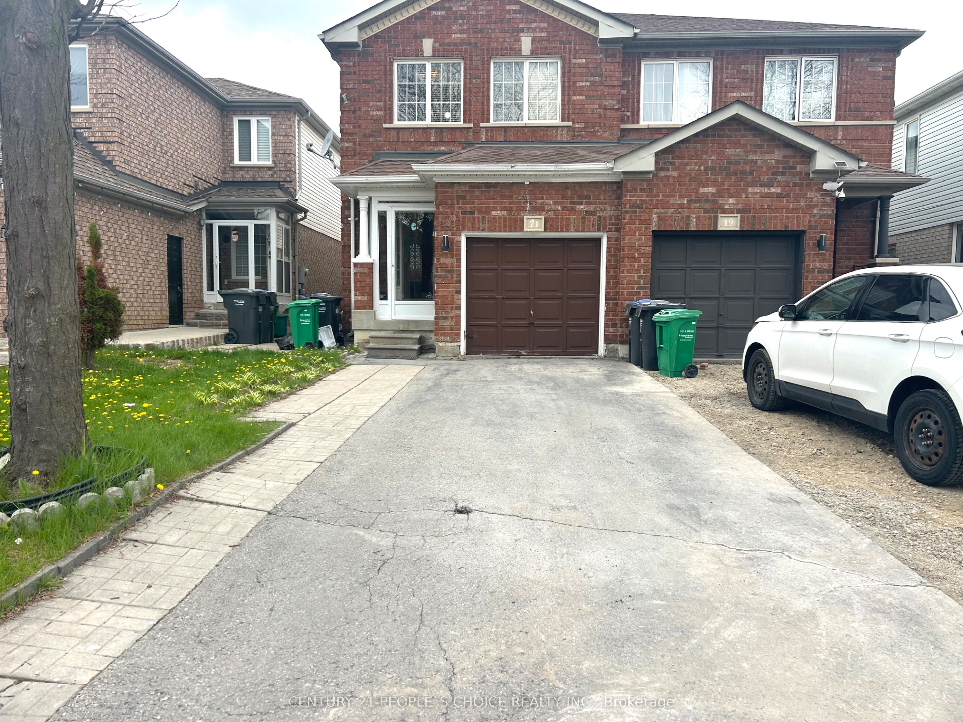 21 Cordgrass Crescent, Brampton, ON L6R 2A3 photo 3