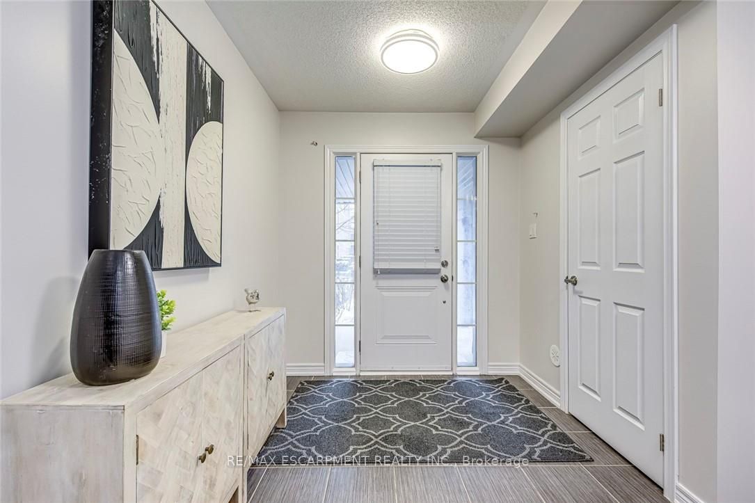 2435 Greenwich Drive 74, Oakville, ON L6M 0S4 photo 3